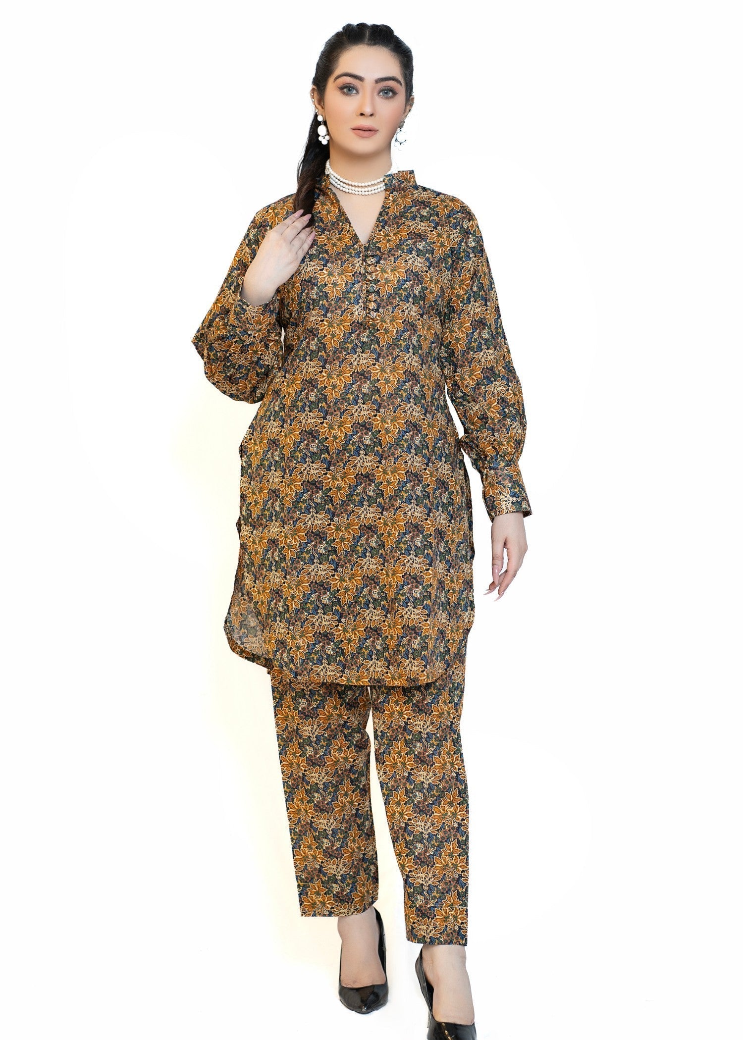 Miss & Mrs 2 pic lawn gol chak Women 2pcs