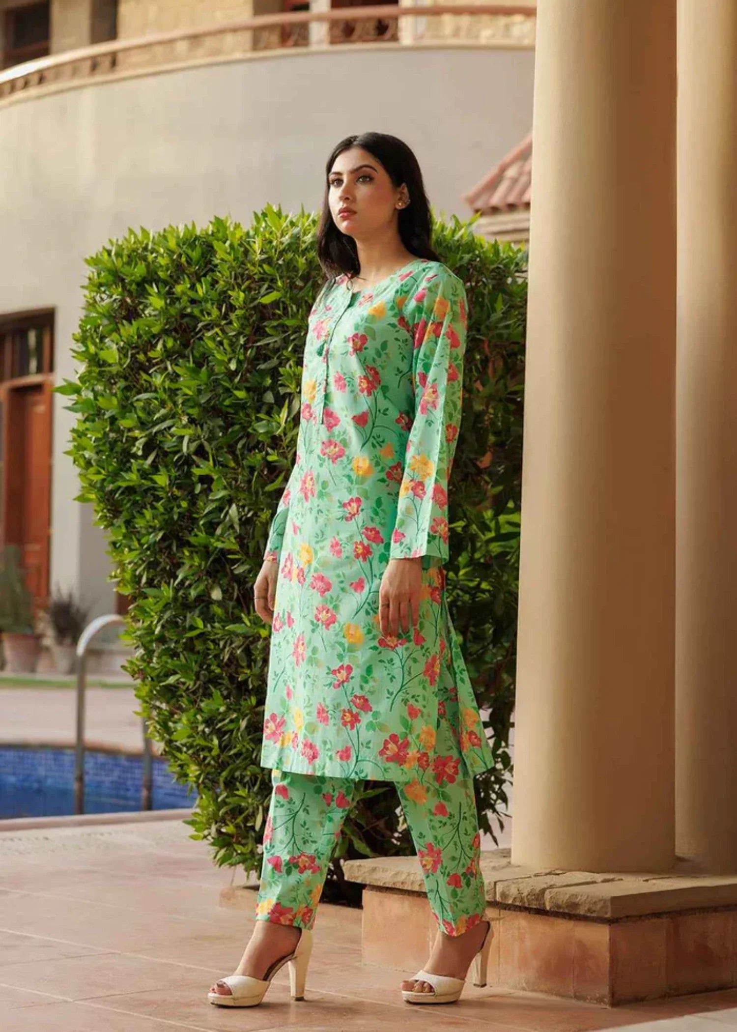 Zarasi Hibiscus Stitched Lawn Suit | Timeless Bloom Women 2pcs