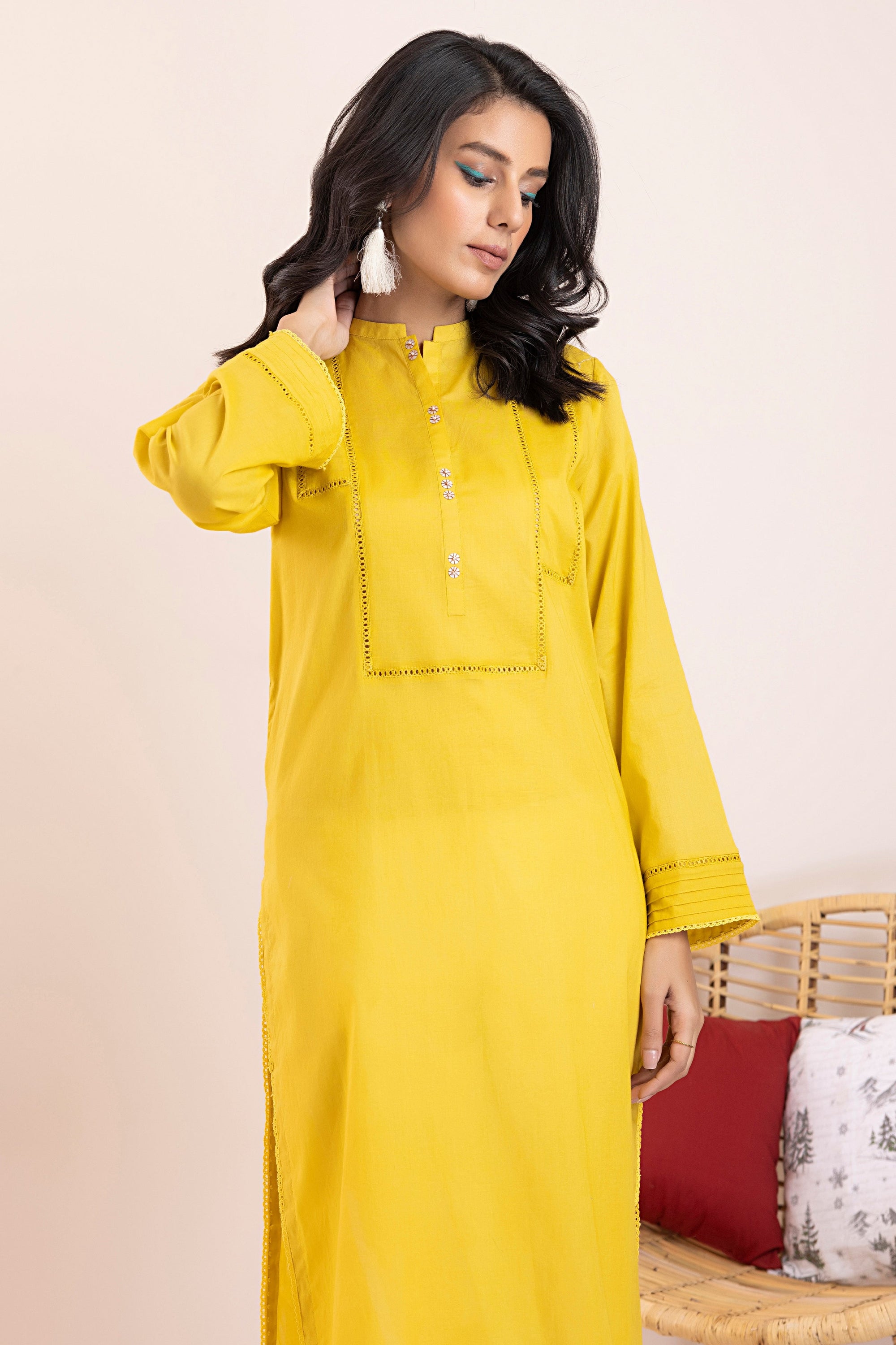 Lakhany Solid Pret Women 1pcs