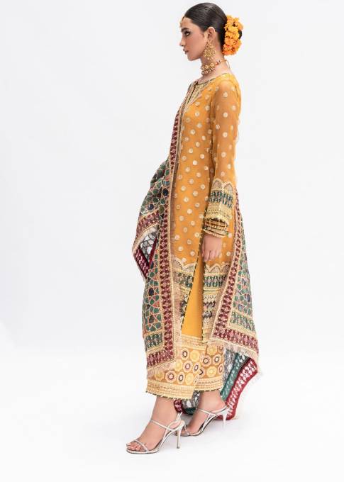 Karma Gaajra Women 3pcs