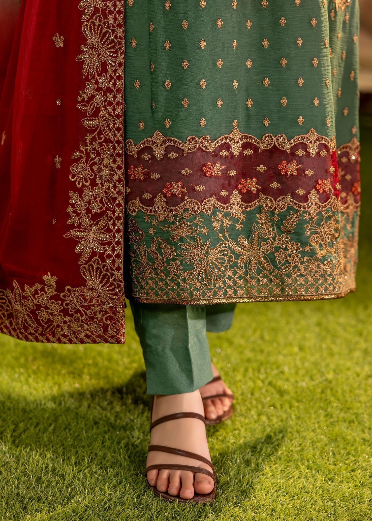 Kanwal Zainab ENCHANTED FOREST Women 3pcs