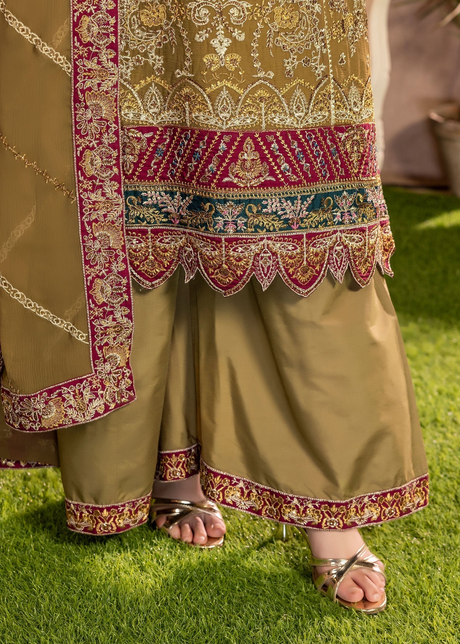 Kanwal Zainab GILDED MOSS Women 3pcs