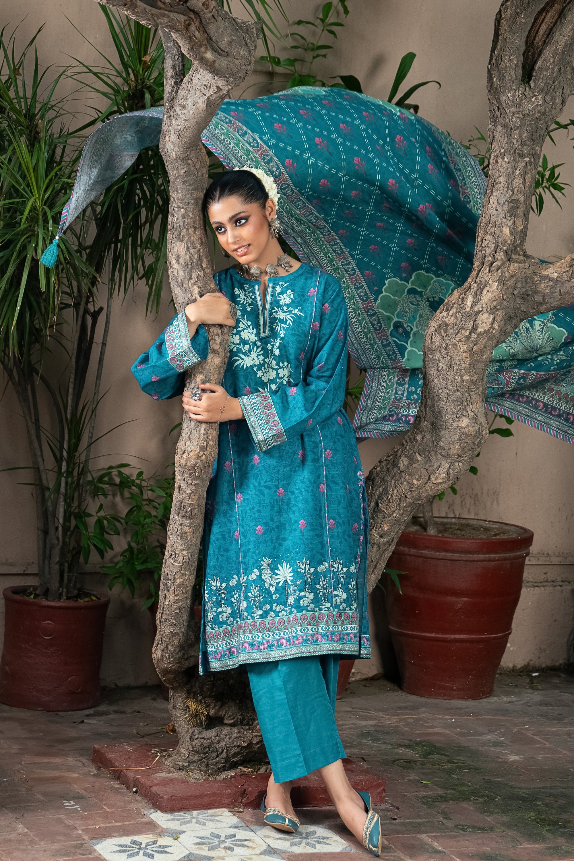 Lakhany Stitched Printed Khaddar Women 3pcs
