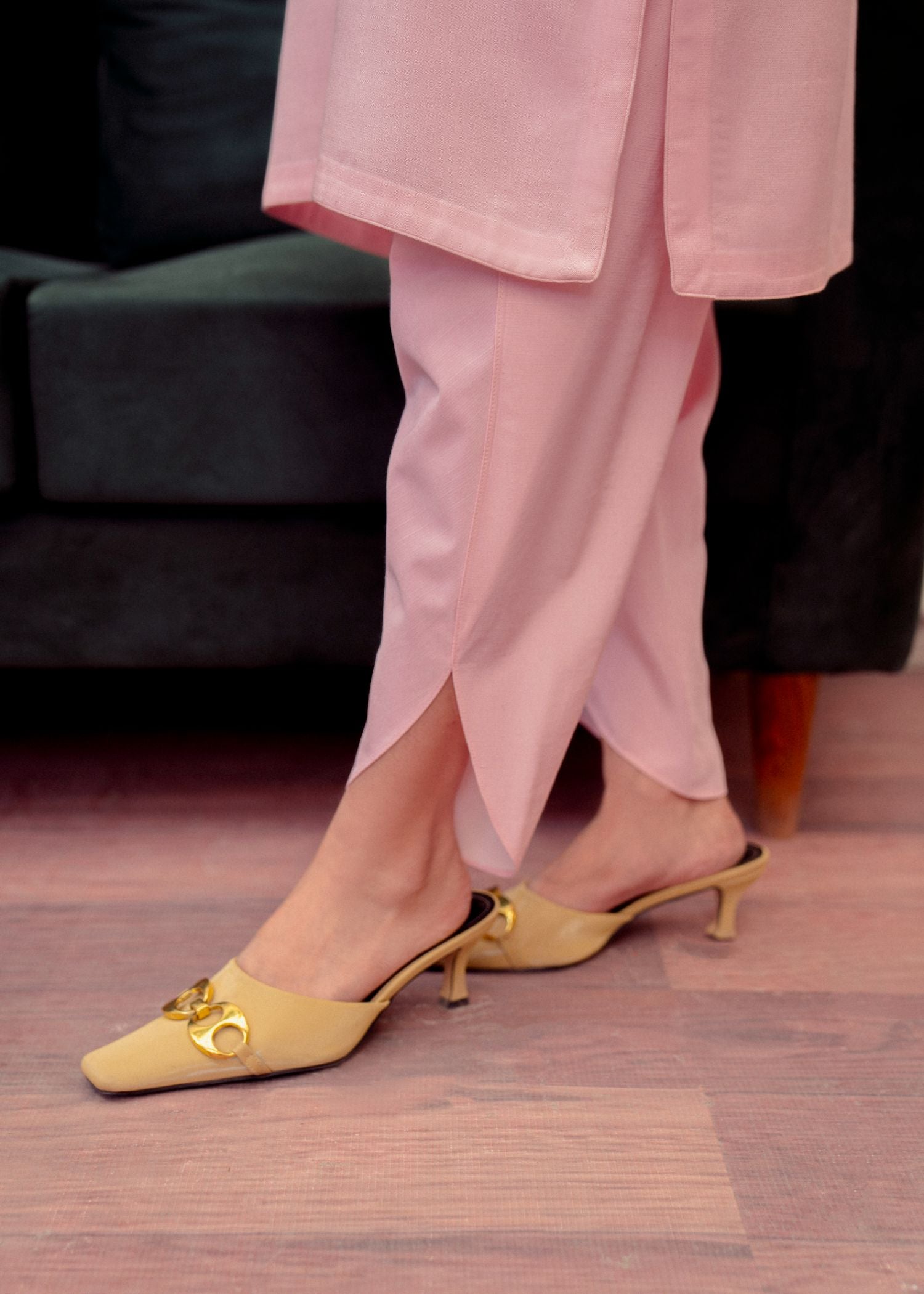 Fozia Khalid Mora Women 2pcs