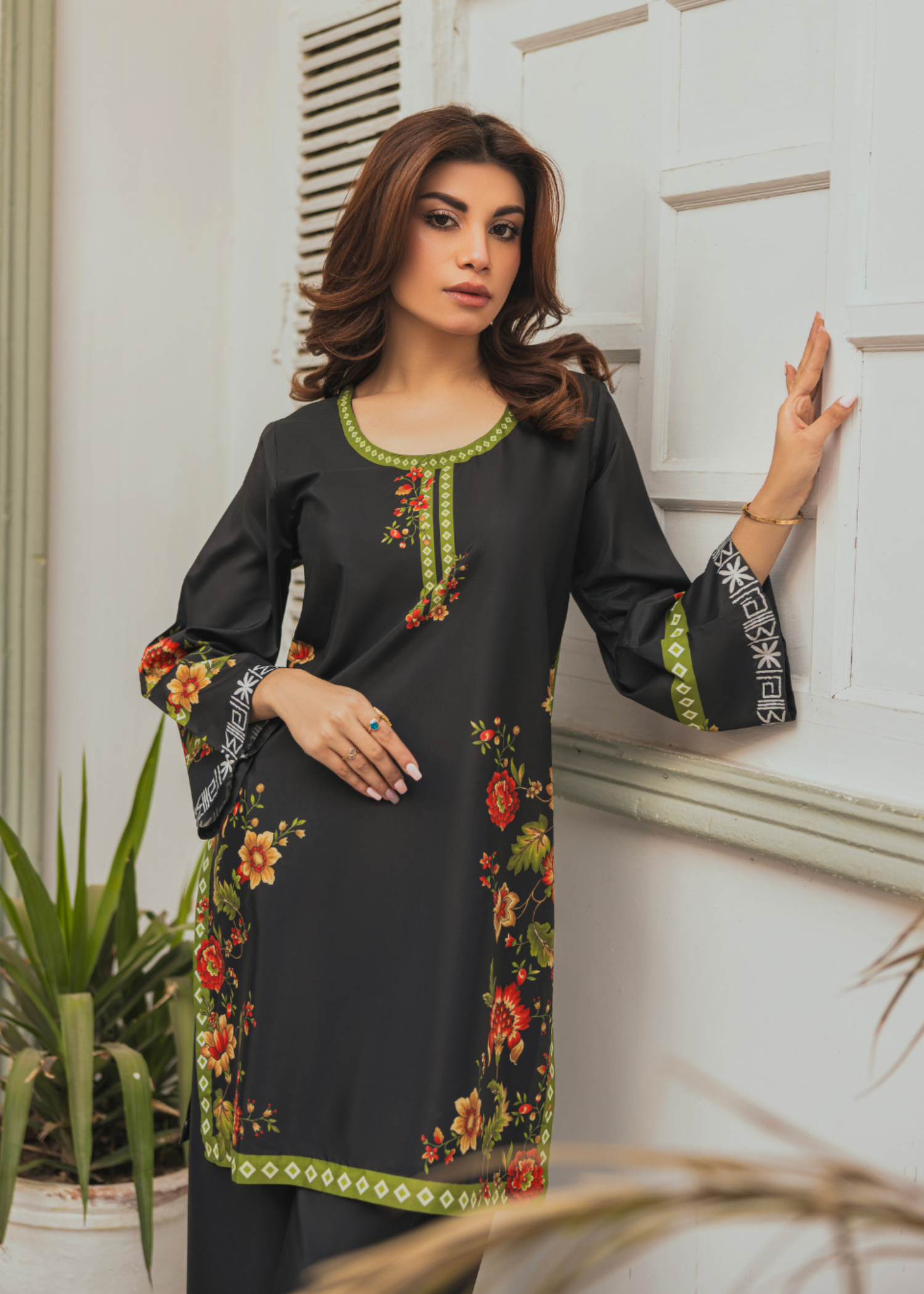 Taranjan Black Johra Women 2pcs