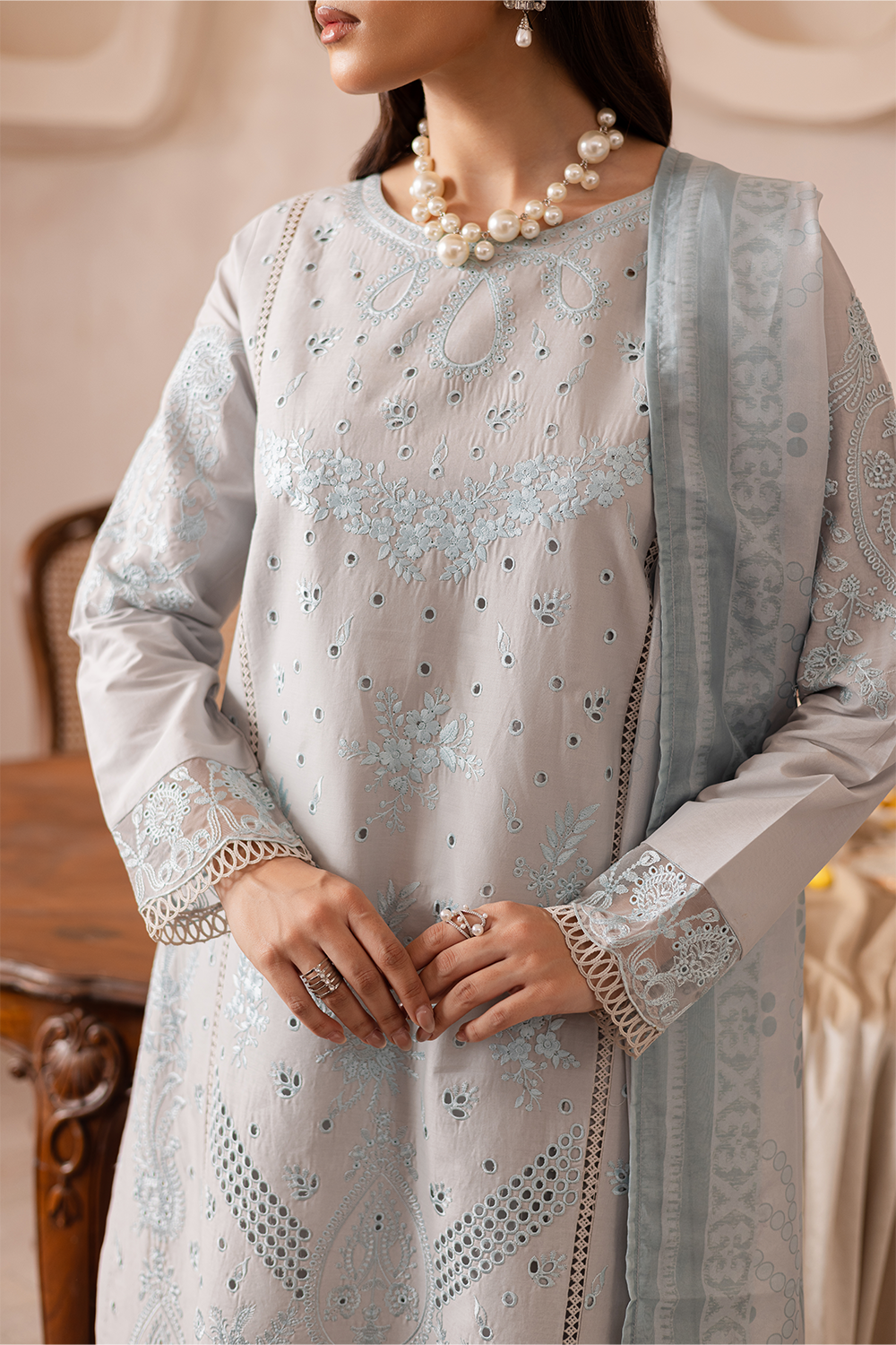 Esra Embroidered Lawn FL 25 04 Women 3pcs