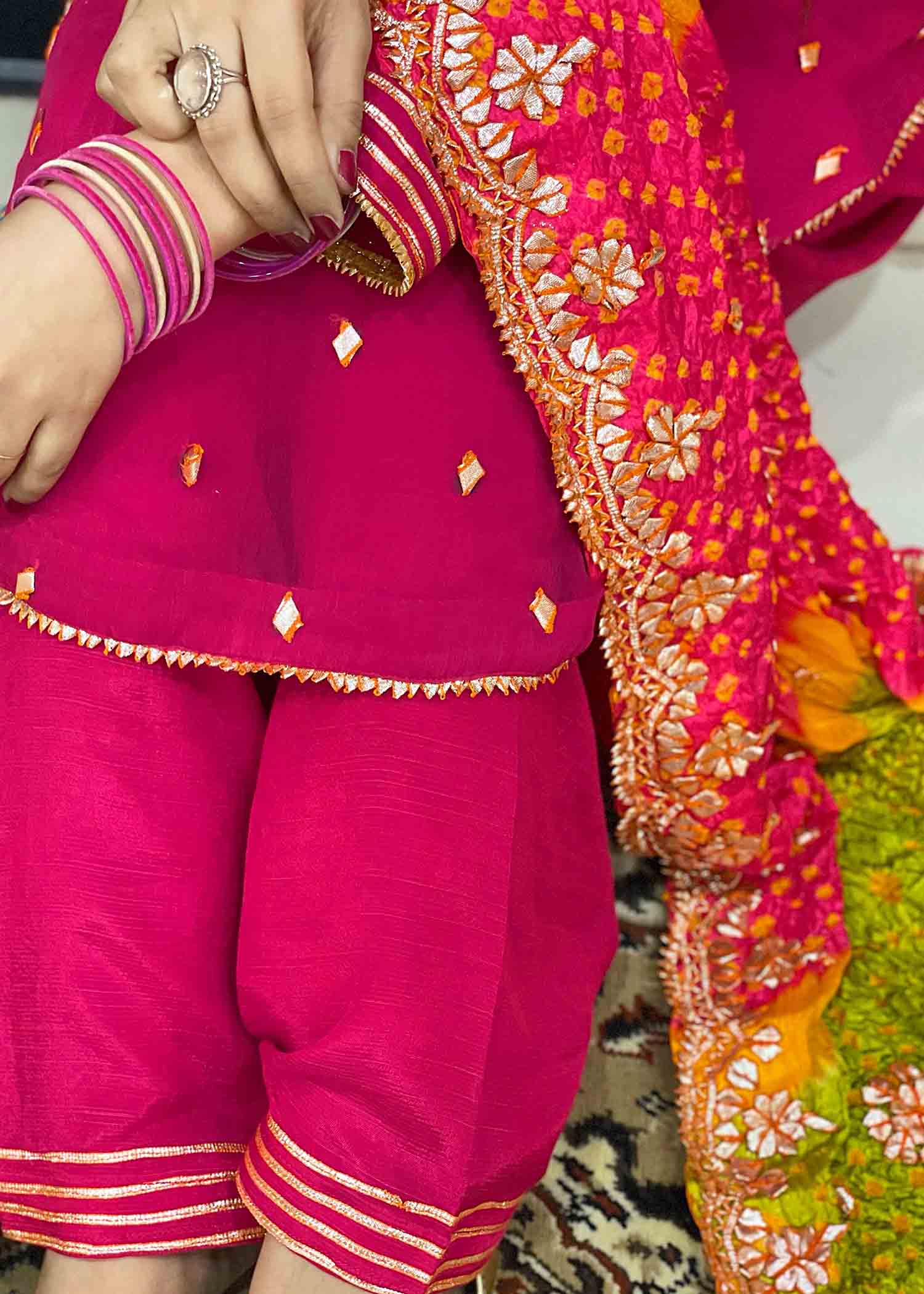 MF Designs Meera Women 2pcs