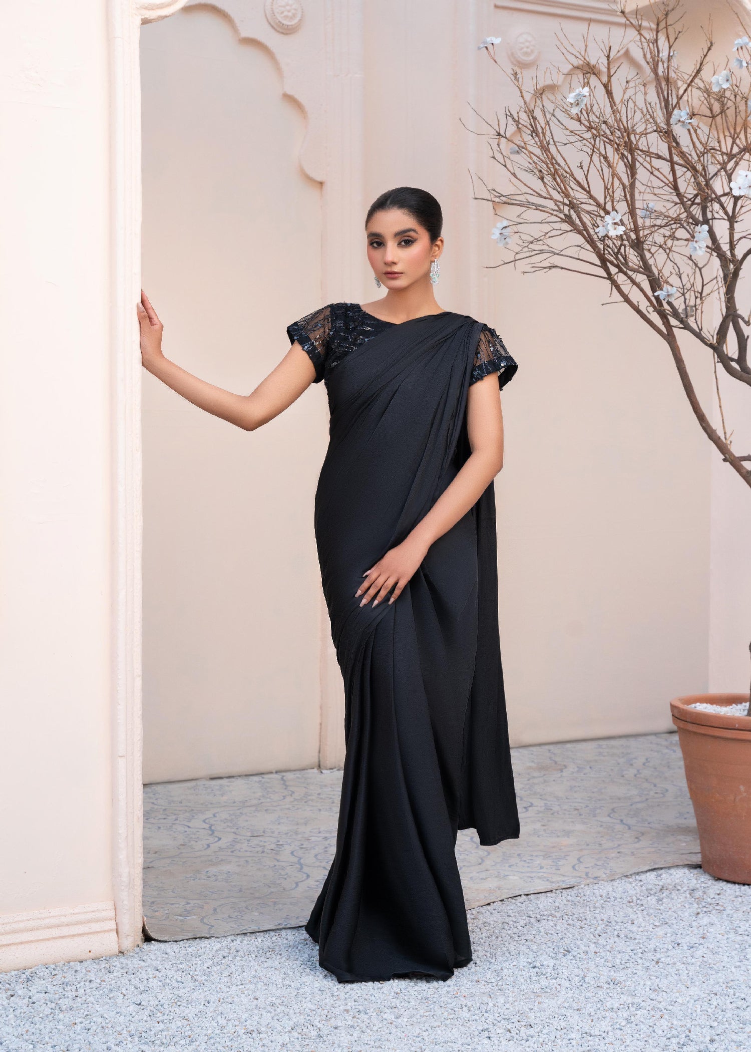 Mishkaat Clothing Serenity Midnight Black Saree Women 2pcs