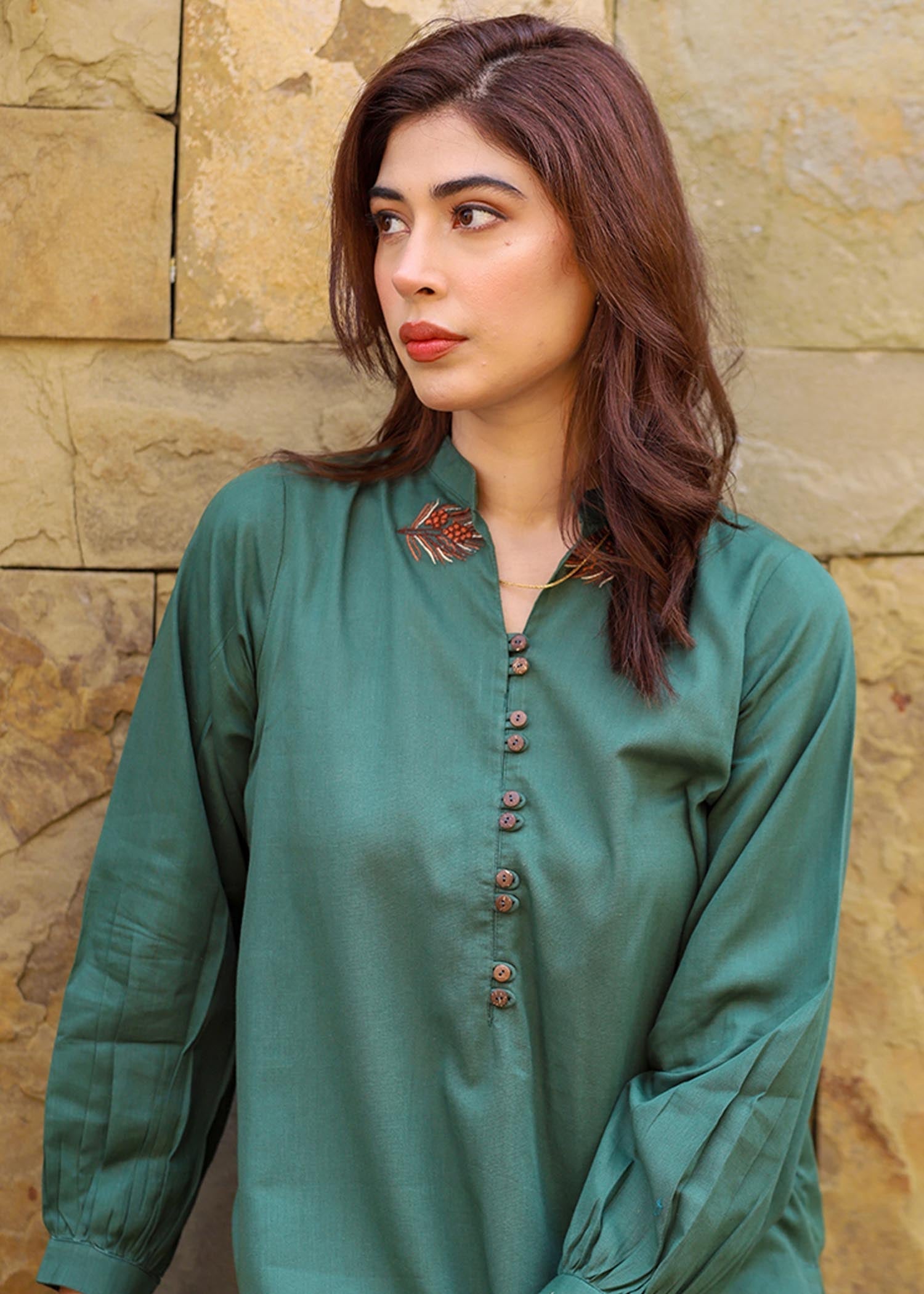 Aks-e-Jahan CONIFER Women 2pcs