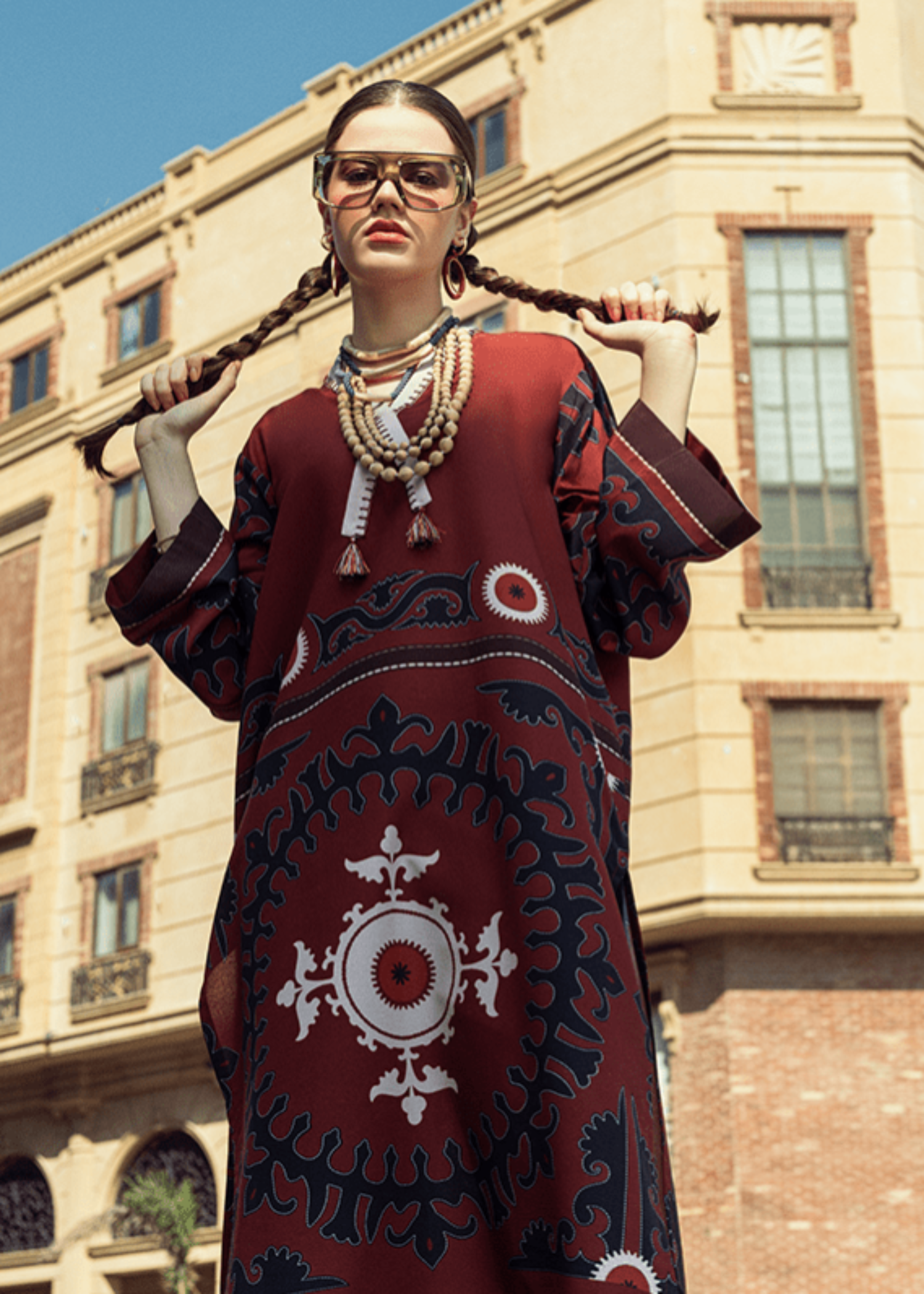 Kaanthaa Tribal Tales Stitched () Women 1pcs