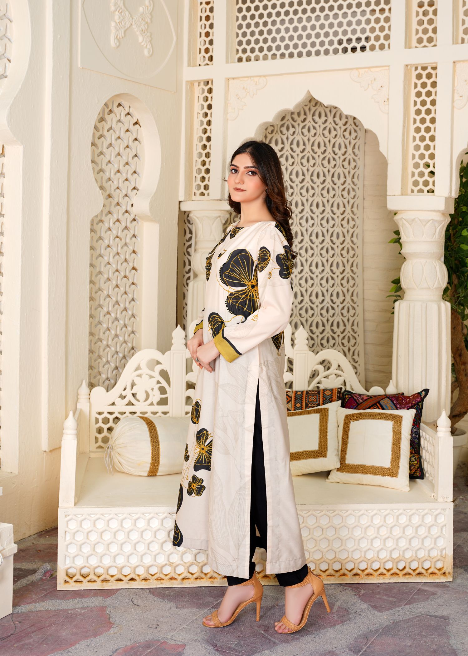 Athena Apparels Lavinia Creamy Hand Worked Long Shirt 357 Women 1pcs