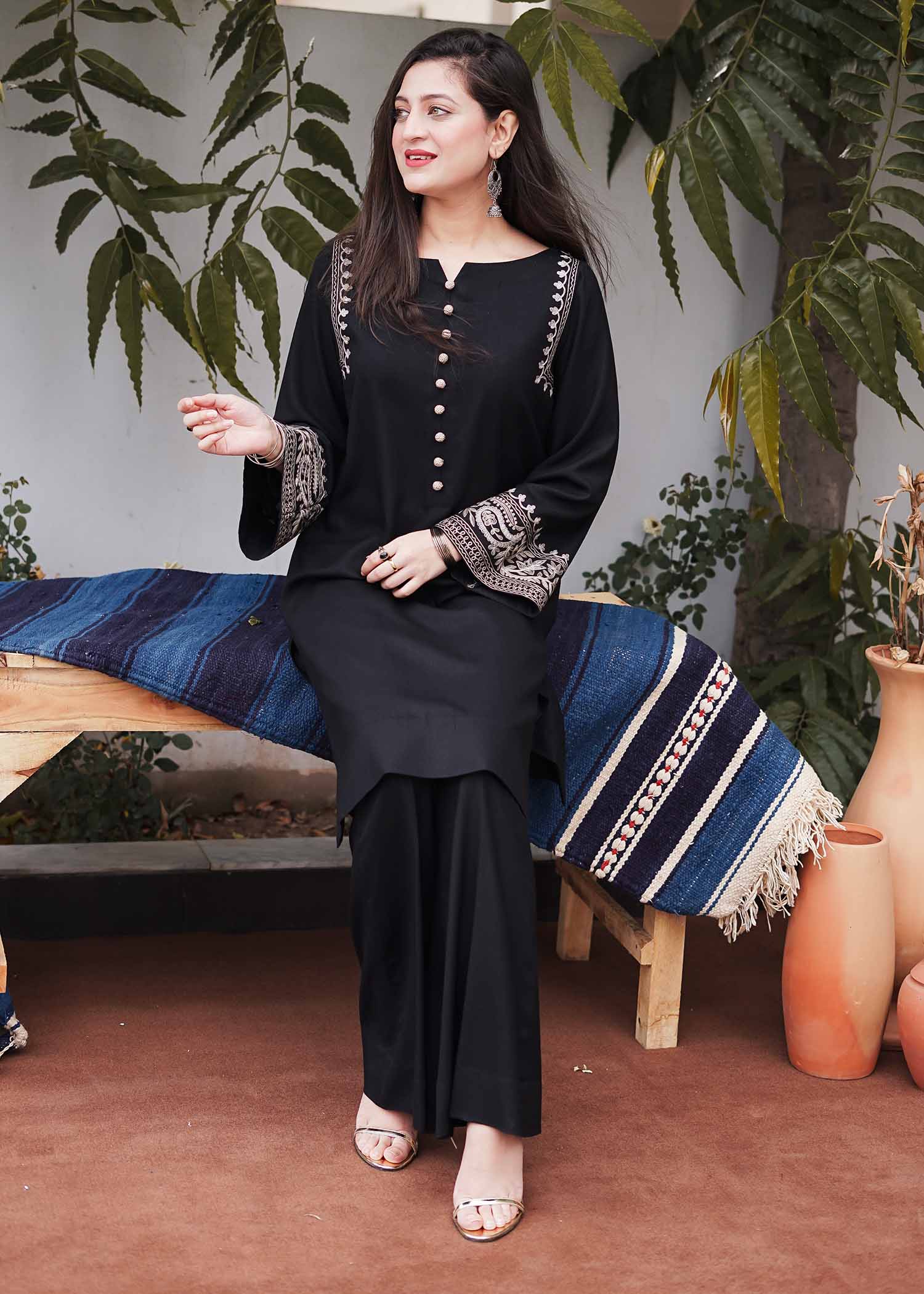 Aisling By Nirmal Black Women 2pcs