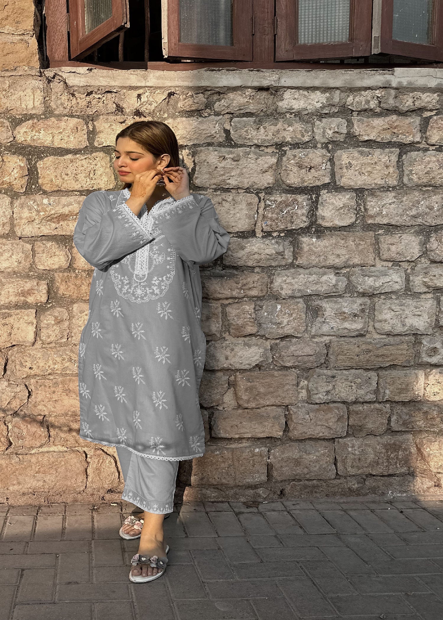 Bareeq Outfits MAAHIRU Women 2pcs