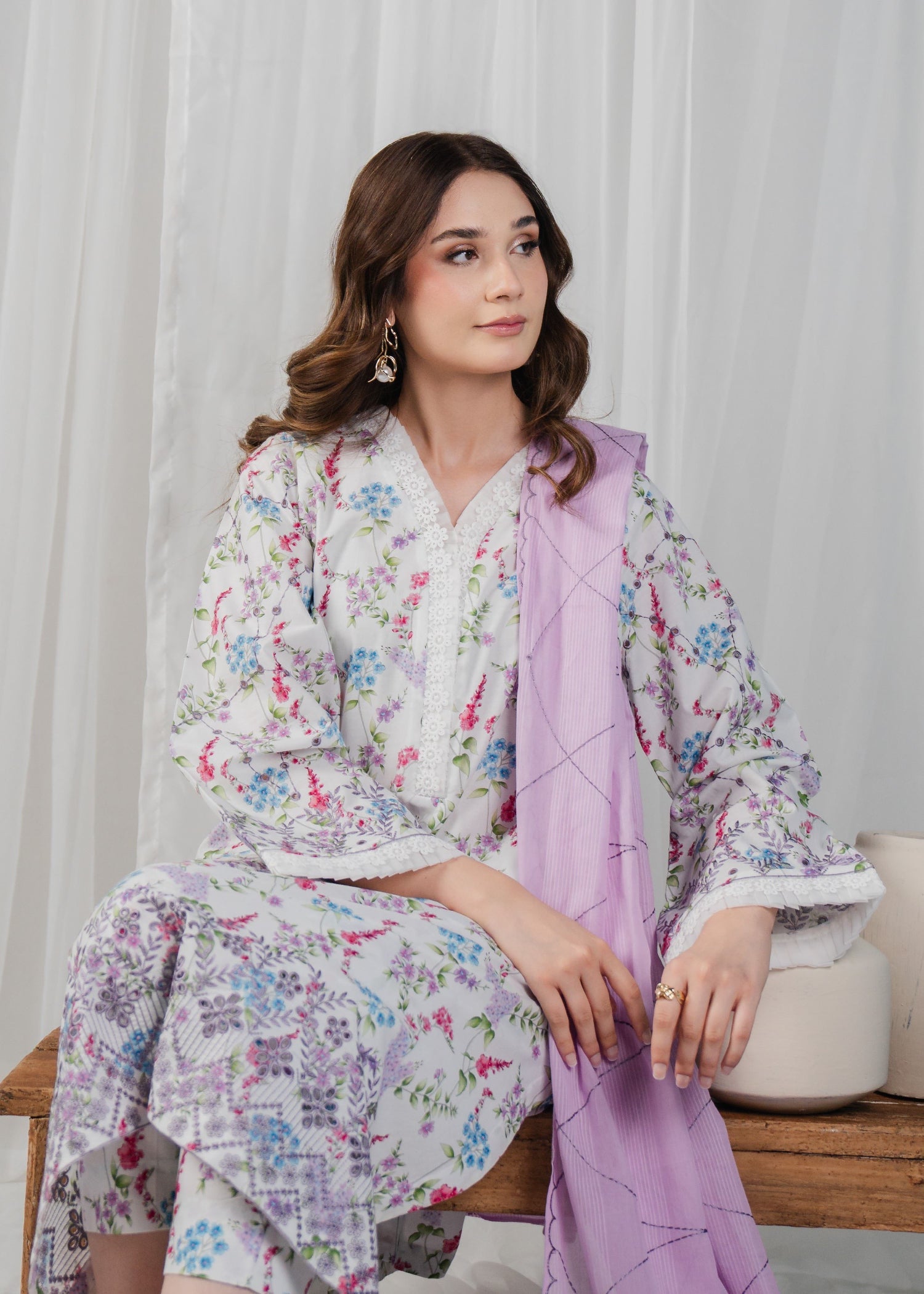 Buzzazi White Printed Suit Women 3pcs