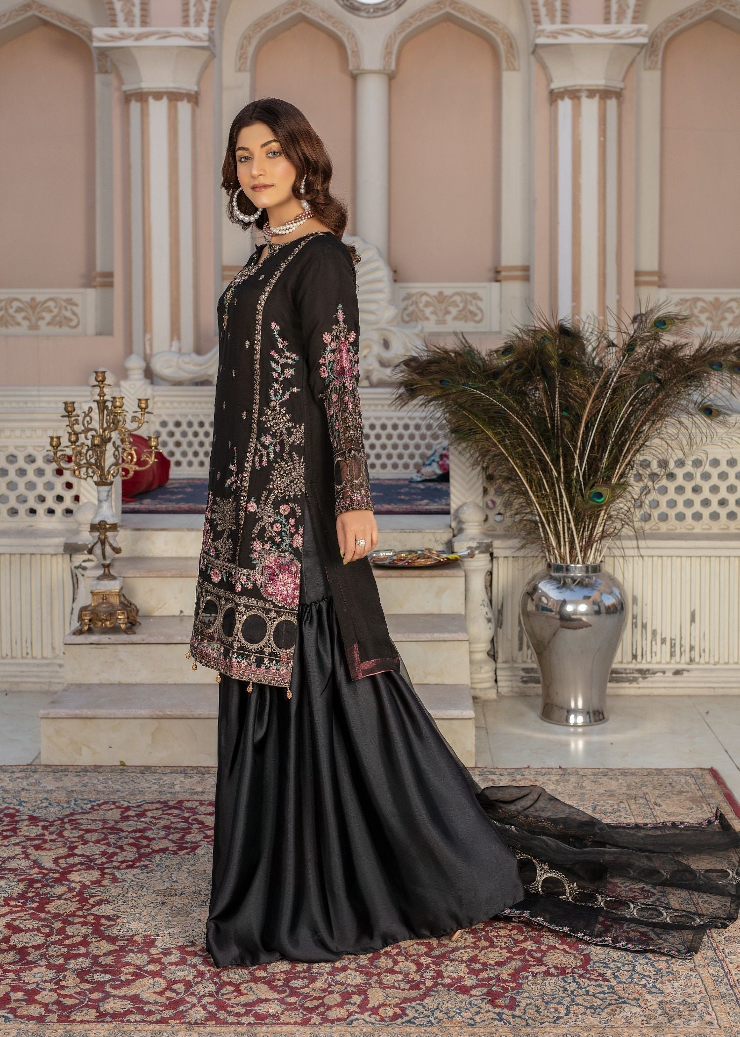 Pehnawa By Bin Akram’s GRACEFUL BLACK CHIFFON Women 3pcs