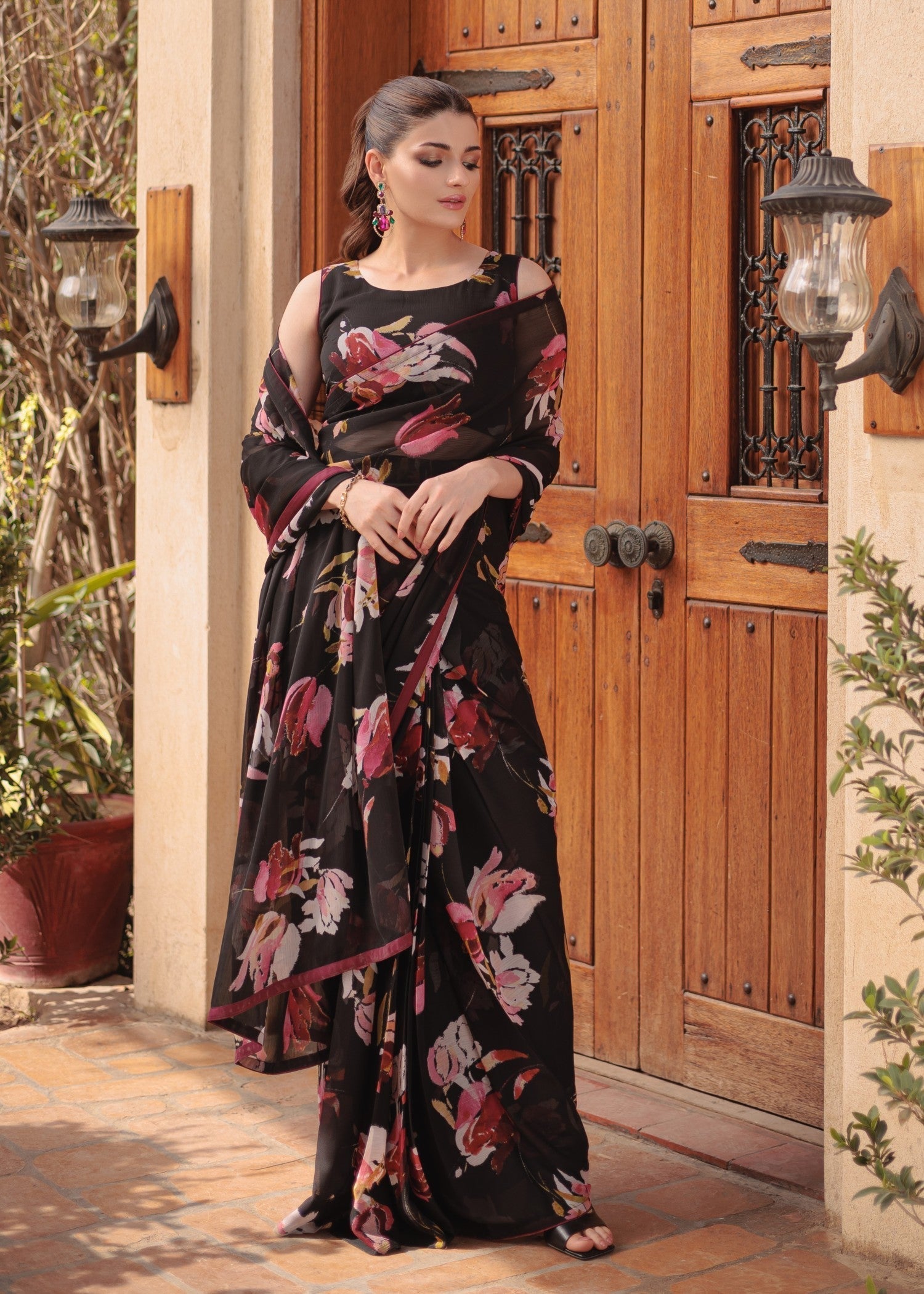 VELOUR Flora Noir Saree Women 3pcs