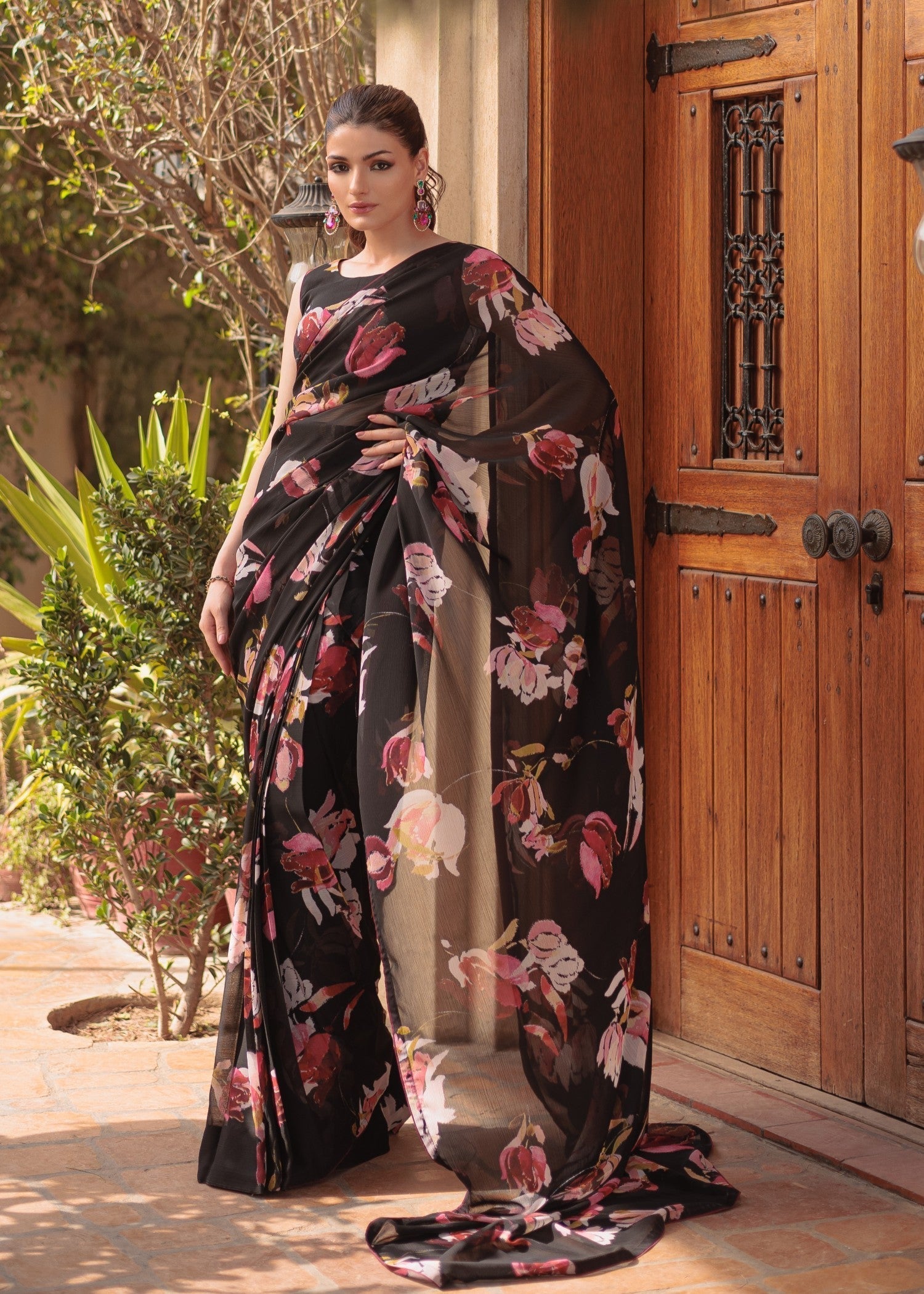 VELOUR Flora Noir Saree Women 3pcs