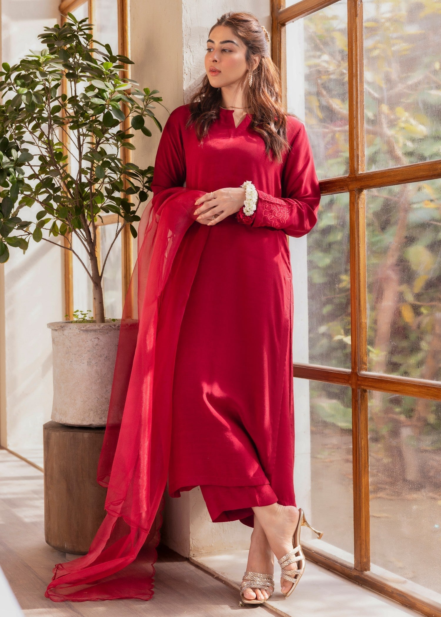 Edowlark Maroon Embroidered Raw Silk Suit Women 4pcs