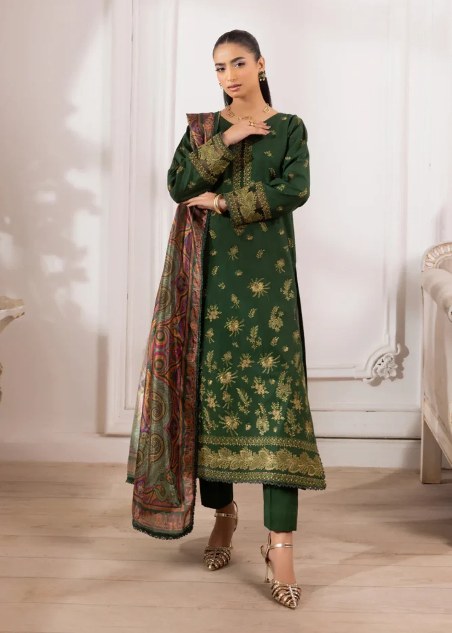 Mohagni ZE 08 LAWN EMBROIDERED STITCHED Women 3pcs