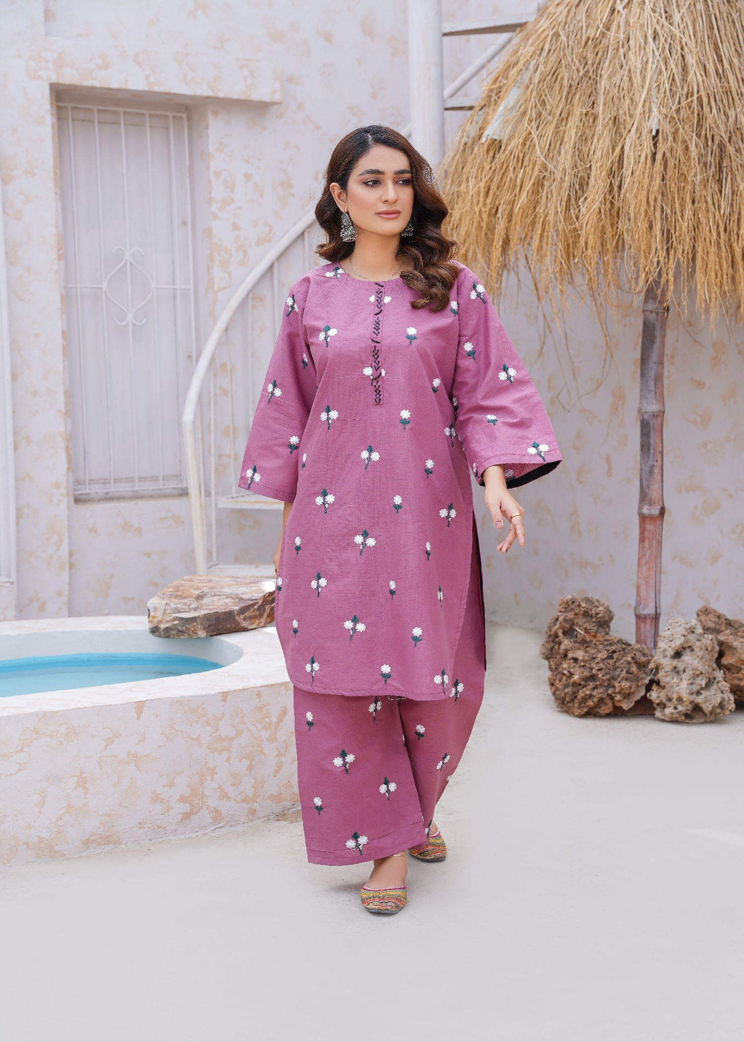 Rang Riwaj Tahzeeb stitched Women 2pcs