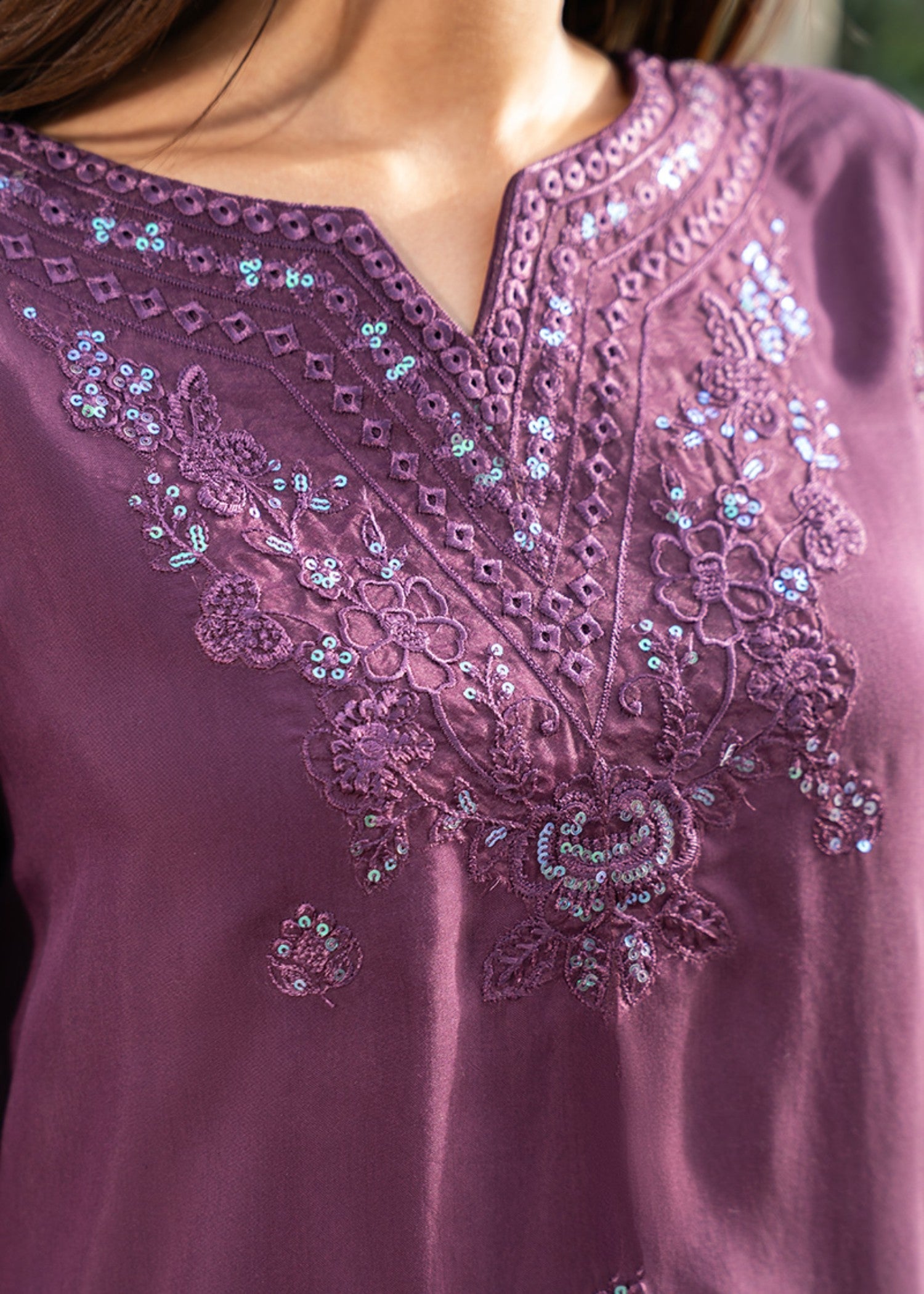 Kross Kulture Embroidered Viscose Suit Women 2pcs