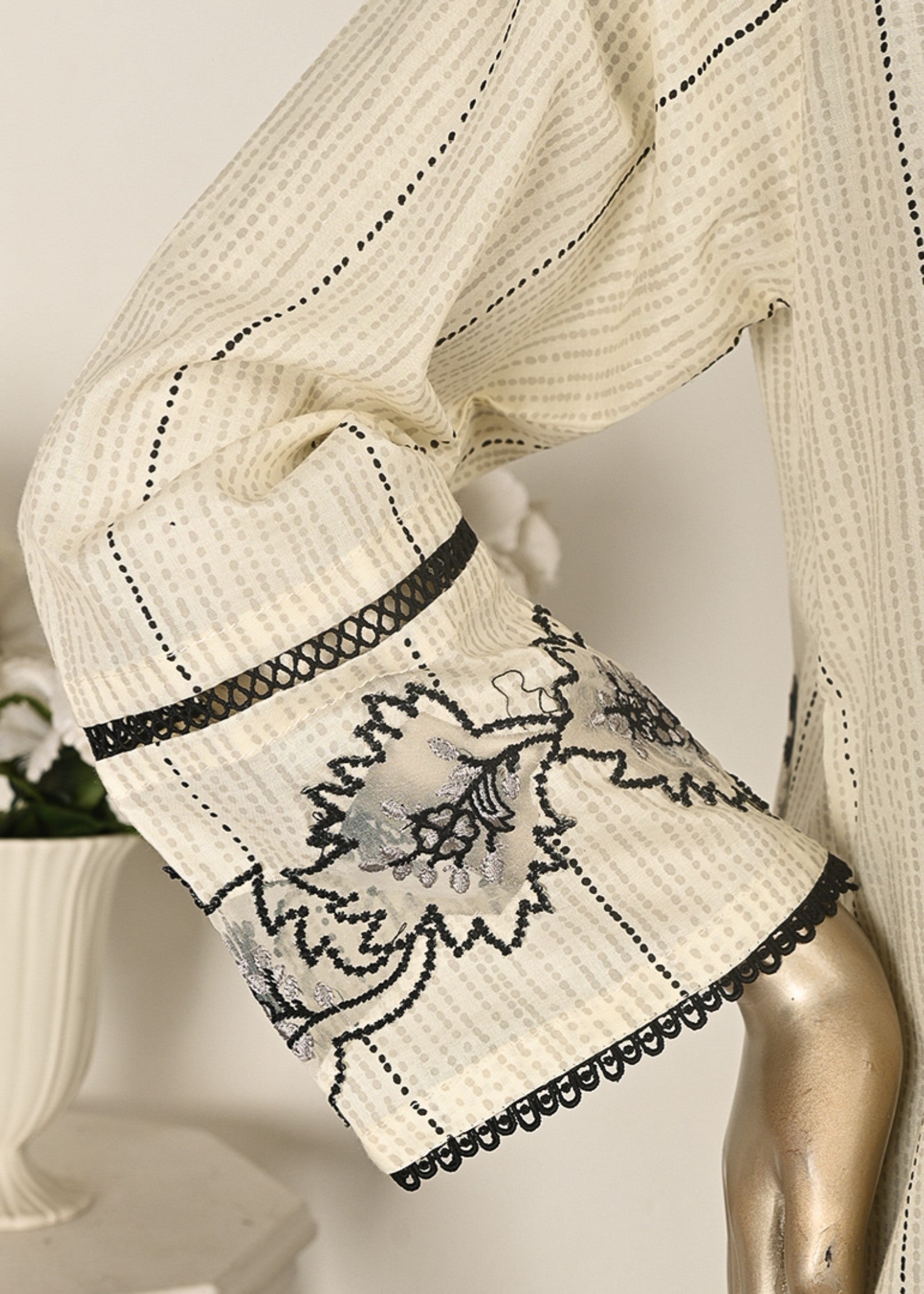 Khombi Pie BZ 181 Cream Daily/Basic Wear Cotton Embroidered Dress Women 3pcs