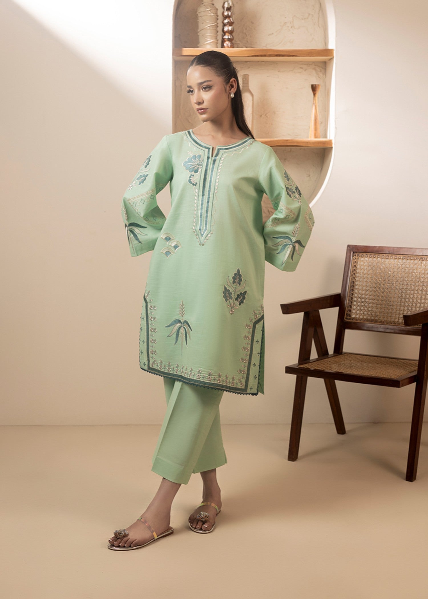 Cinq Apparel Mint Women 2pcs