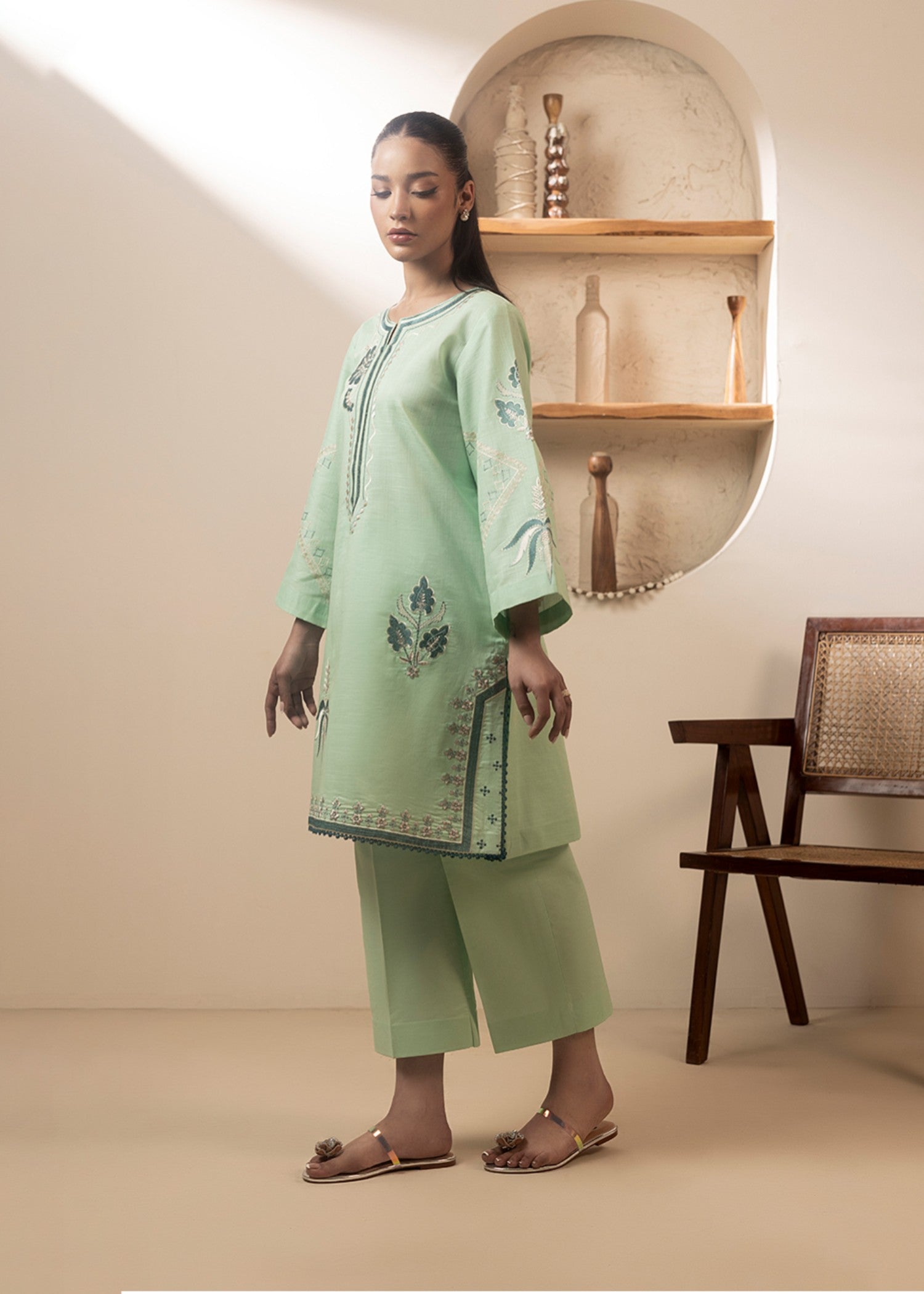 Cinq Apparel Mint Women 2pcs