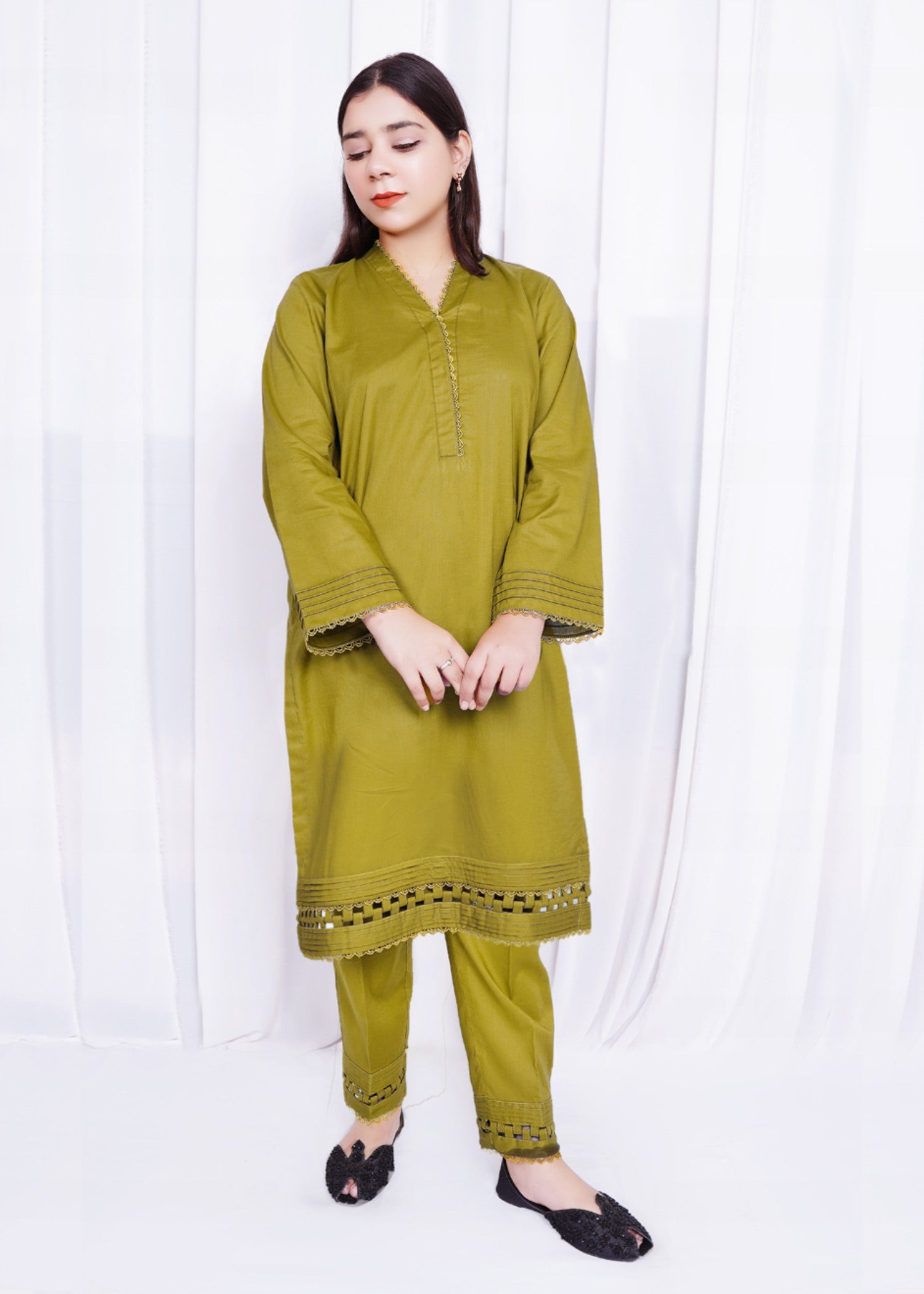 Pretbee Olive Green Kurta Set Women 2pcs