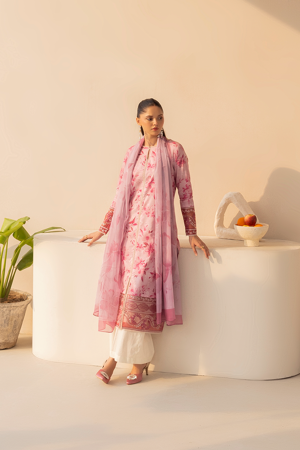 Esra Embroidered Lawn DT 25 04 Women 3pcs