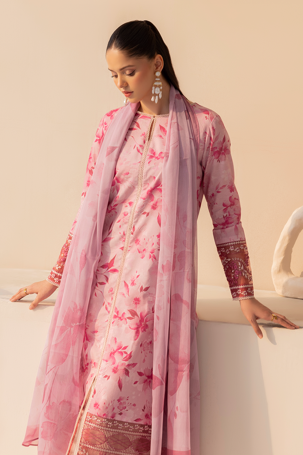 Esra Embroidered Lawn DT 25 04 Women 3pcs