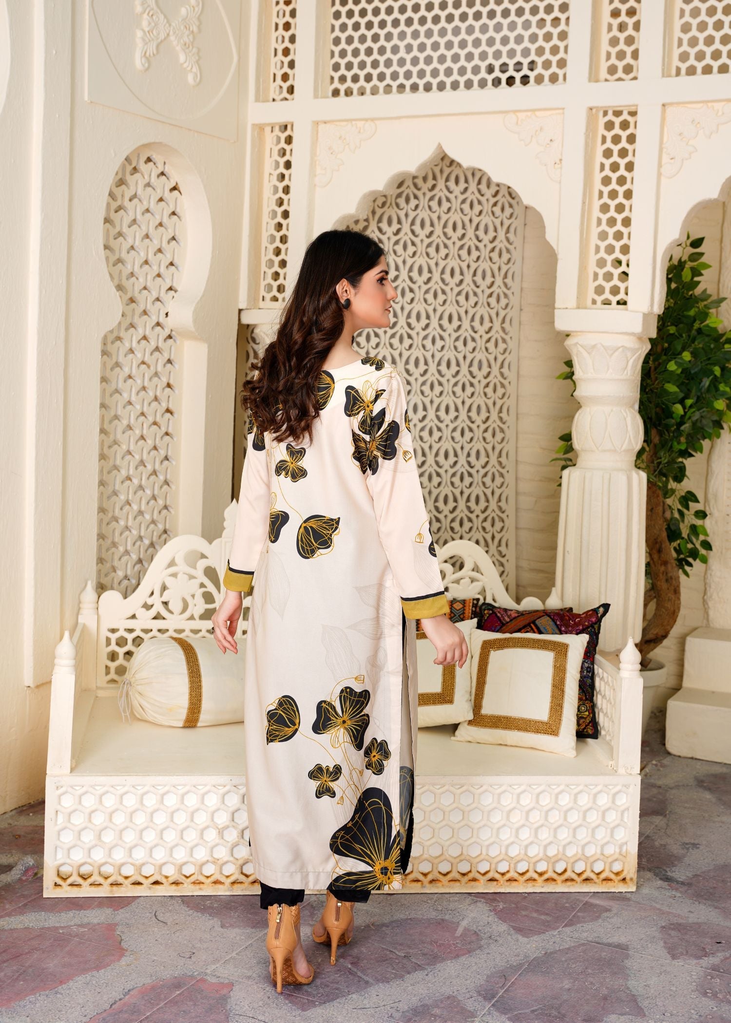 Athena Apparels Lavinia Creamy Hand Worked Long Shirt 357 Women 1pcs