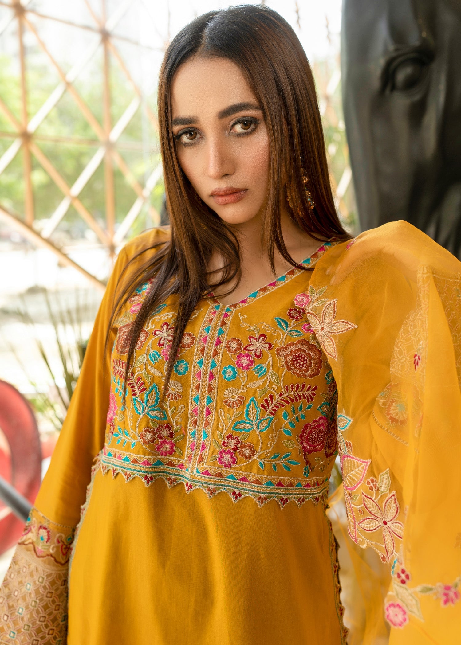 Madame Embroidered Lawn Suit 2703 Women 3pcs