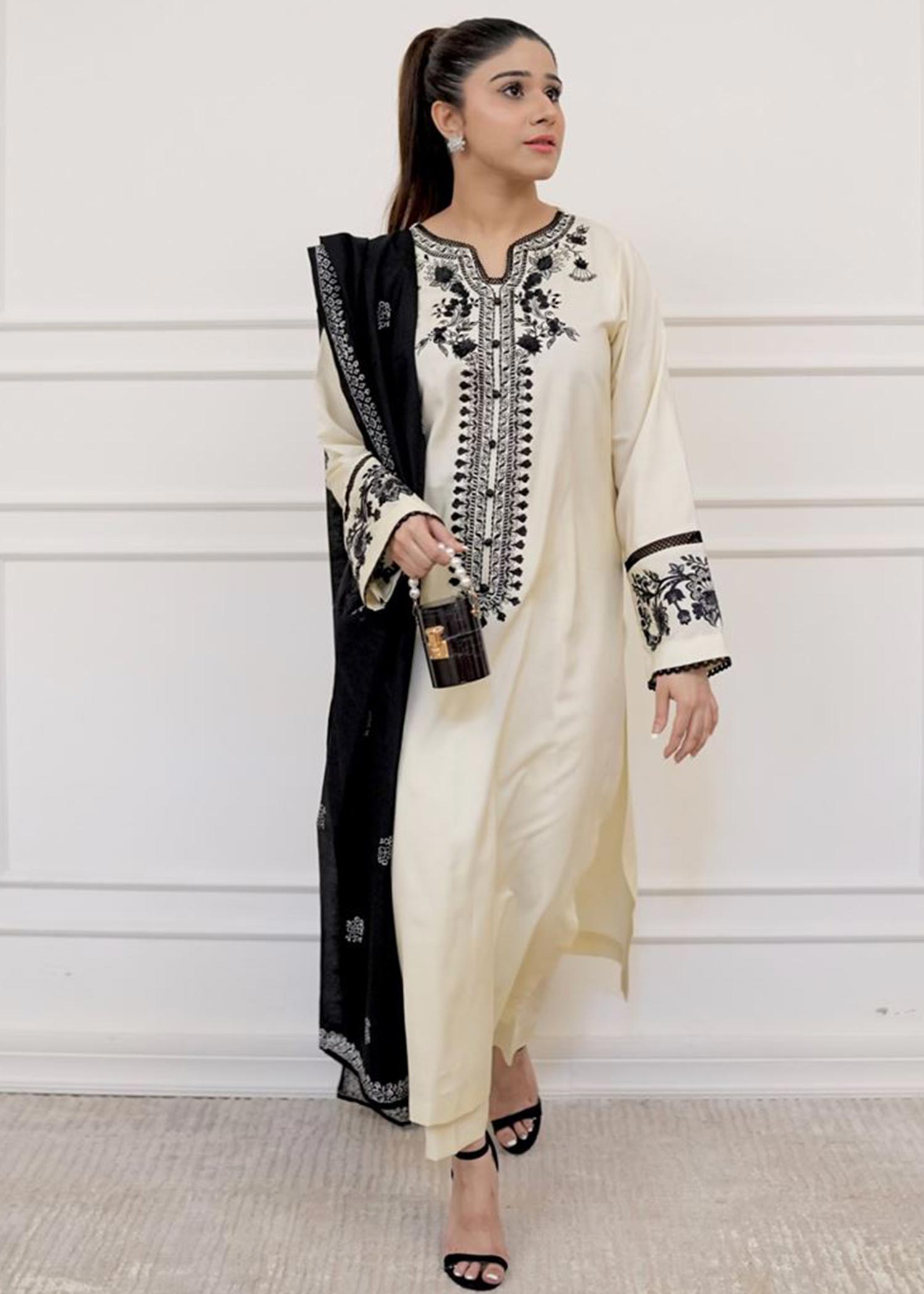 Maroon By Iqra Chaudhry VAINILLA OFF WHITE Women 3pcs