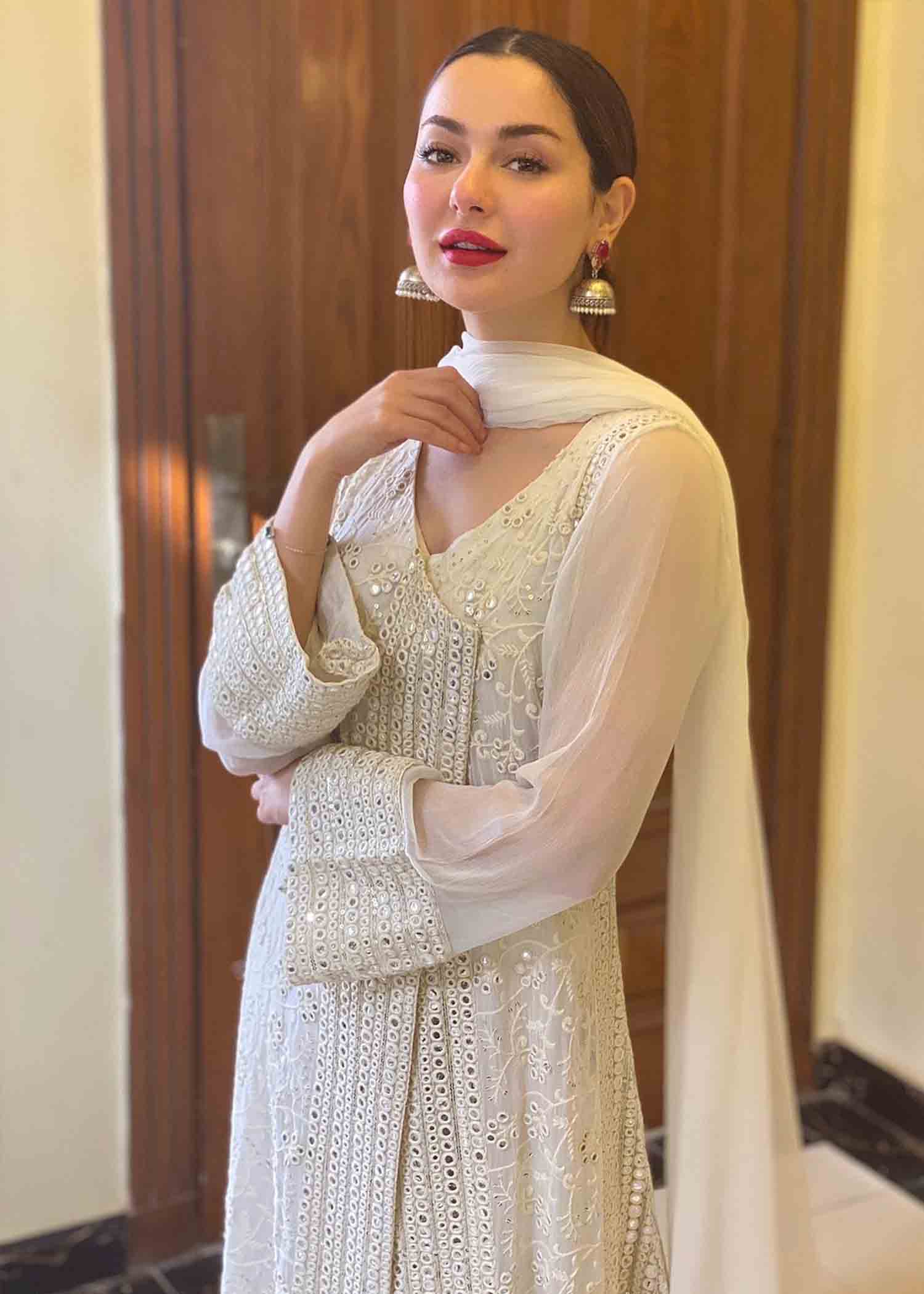 Rang-e-Haya Hania Amir Hoor / White Silver 1 Women 4pcs