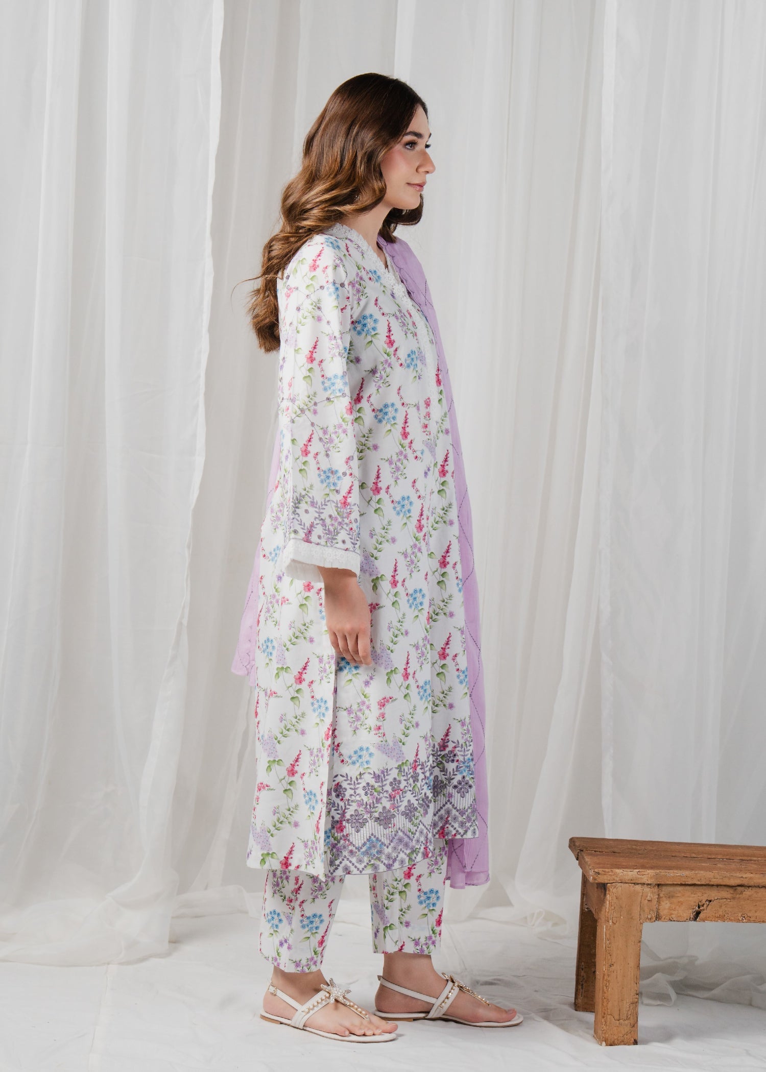 Buzzazi White Printed Suit Women 3pcs