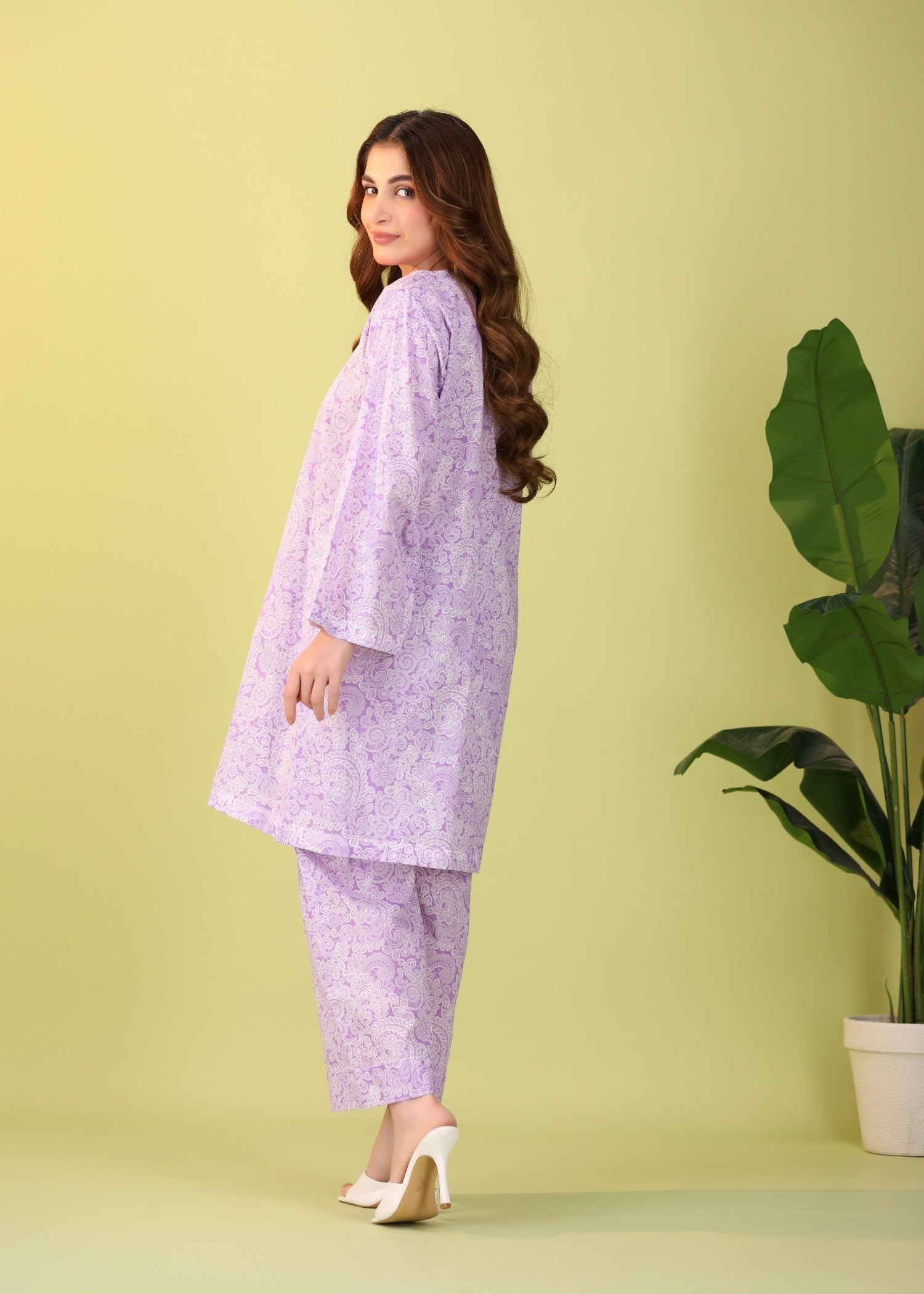 Mhw Lavender Paisley Suit Women 2pcs