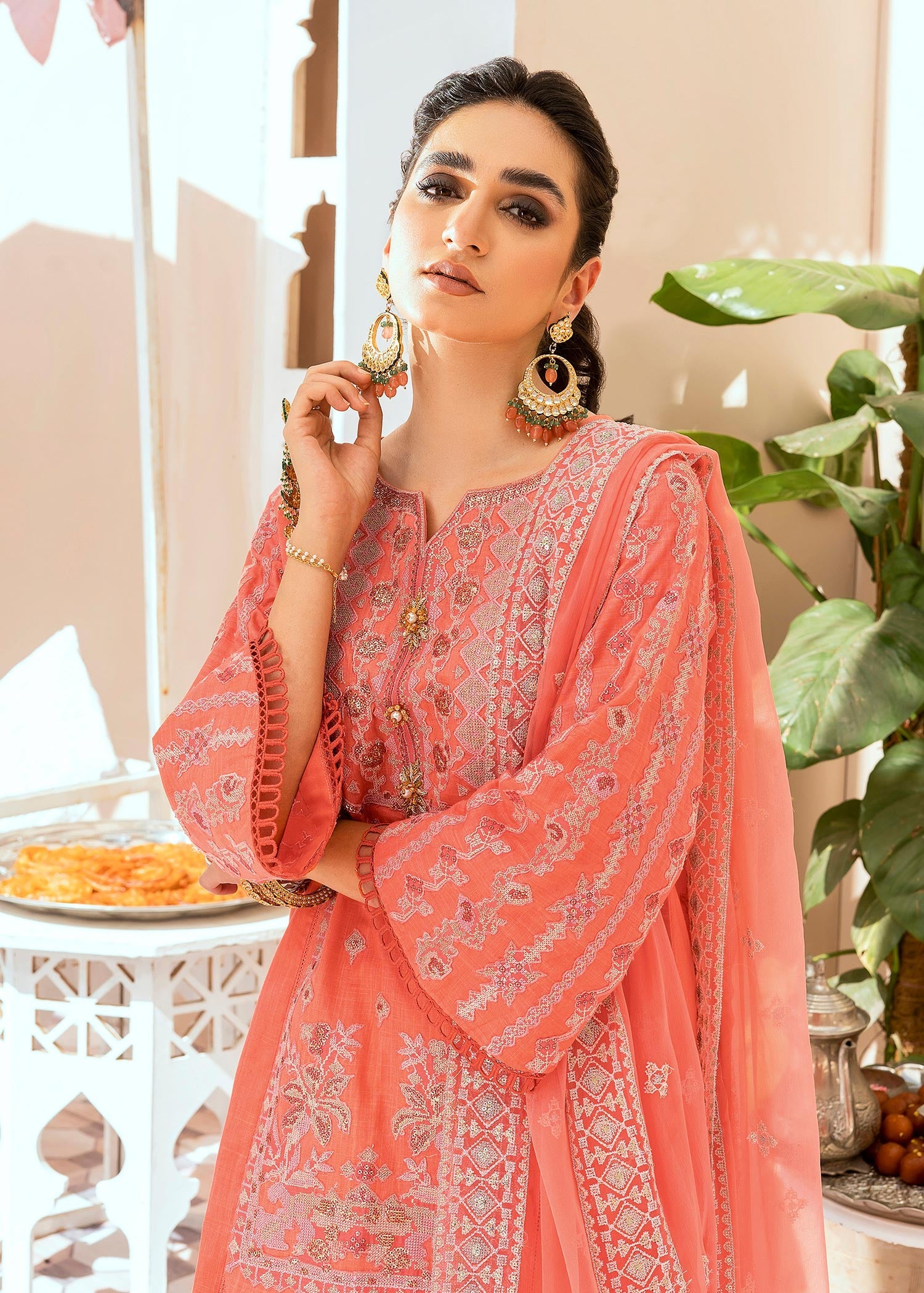 Shurooq Chambeli Women