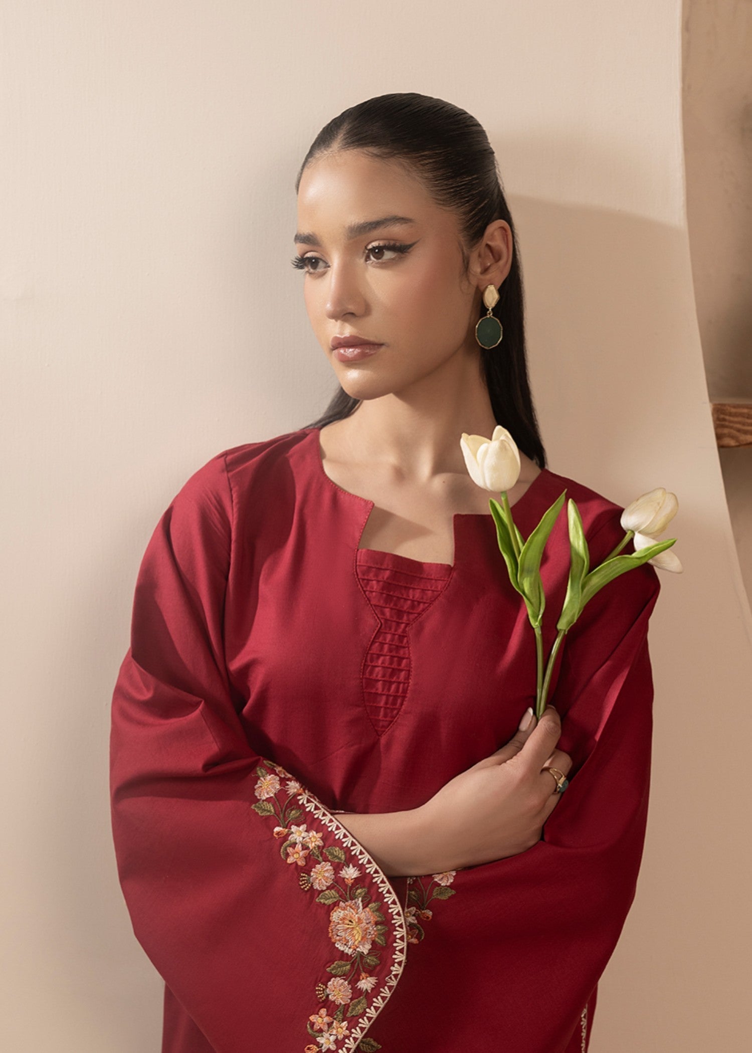 Cinq Apparel Cranberry Women 2pcs