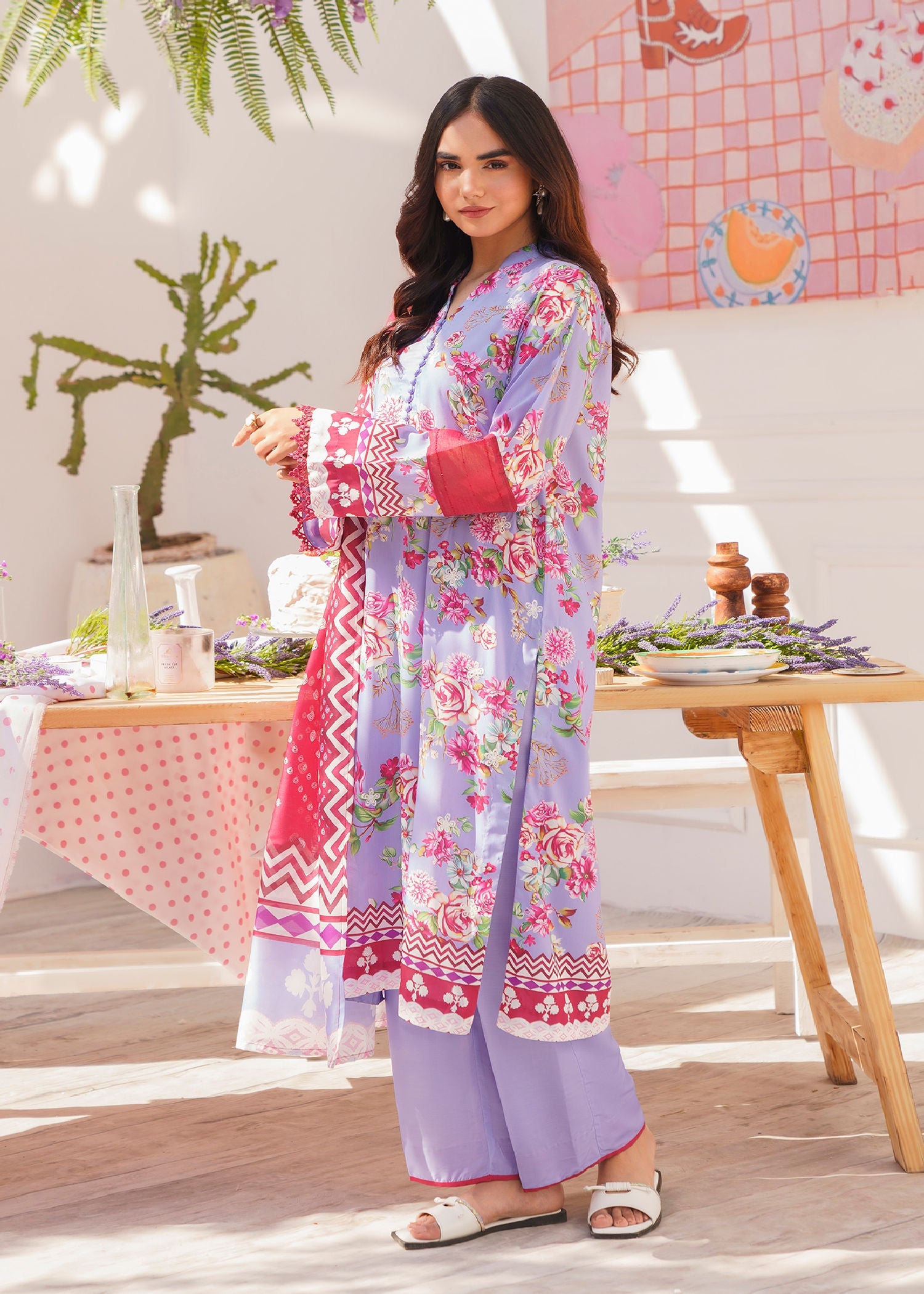 Ghulabri IRIS Women 2pcs