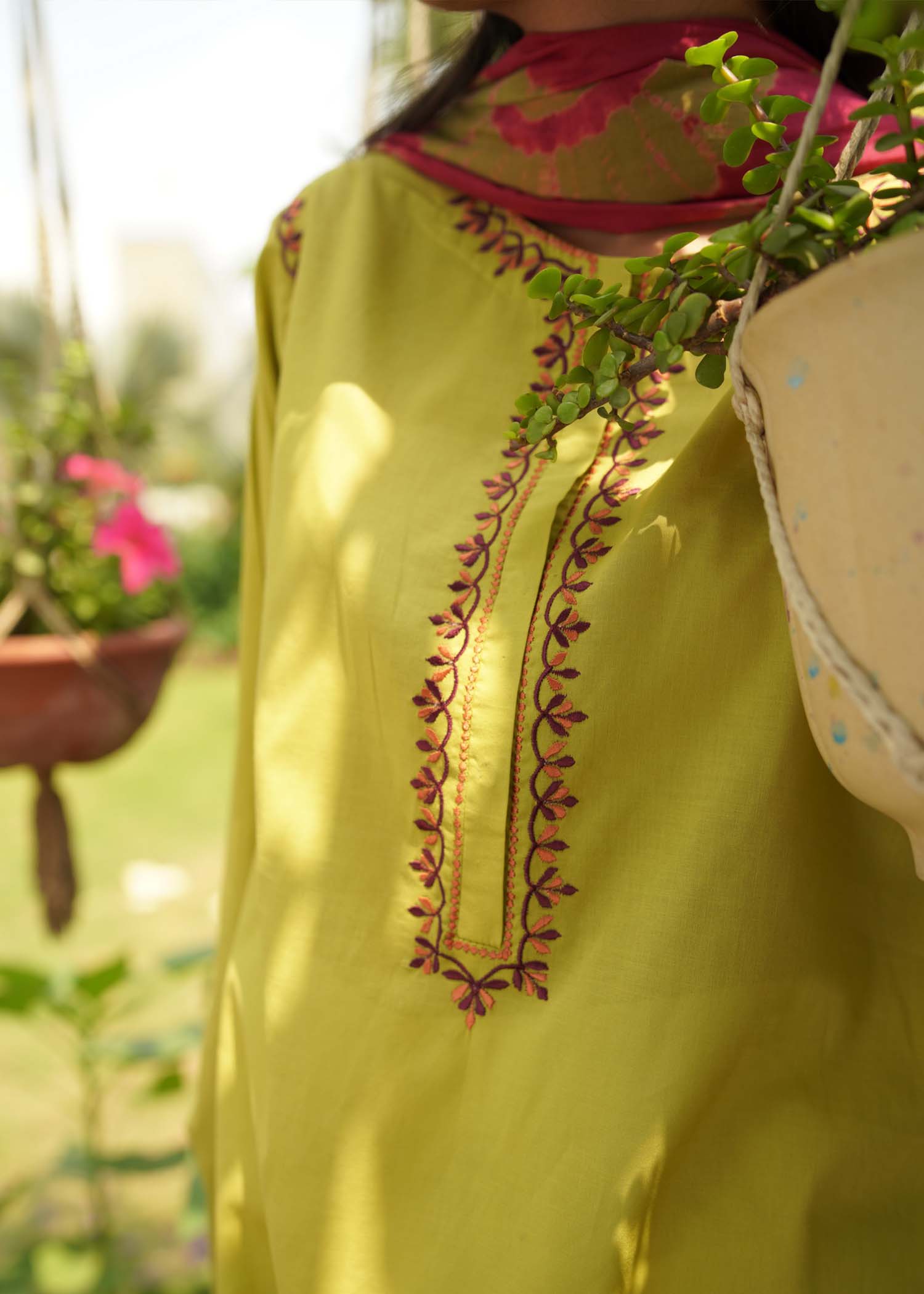 Bespoke Mehendi Green kurta BS SS21 04 Women 2pcs