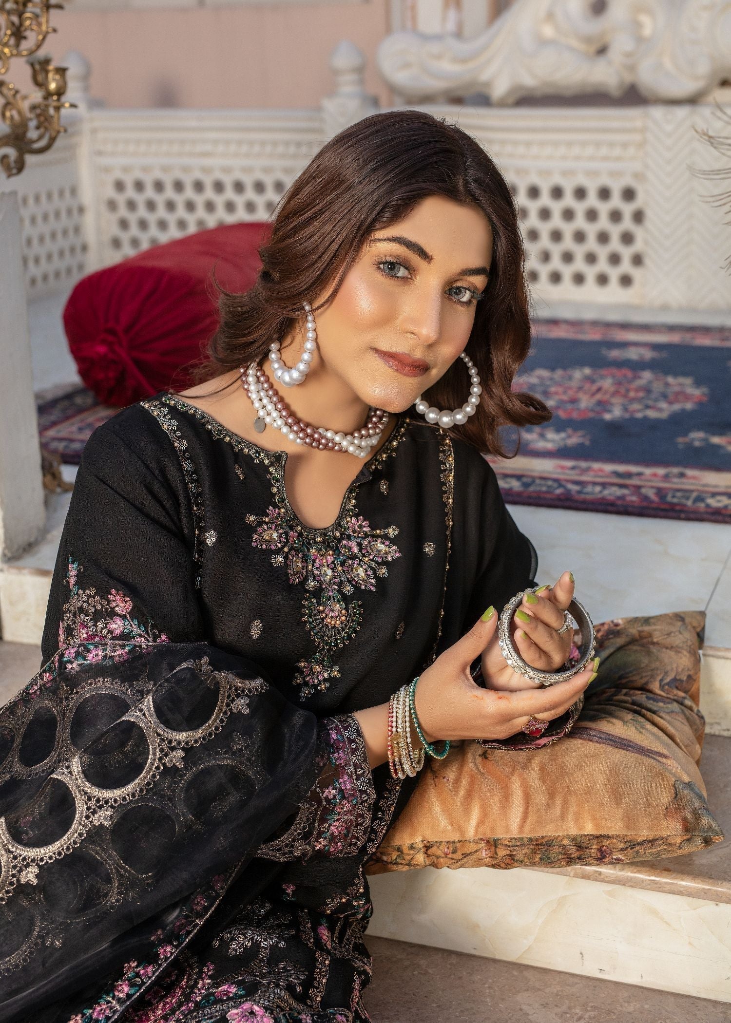 Pehnawa By Bin Akram’s GRACEFUL BLACK CHIFFON Women 3pcs