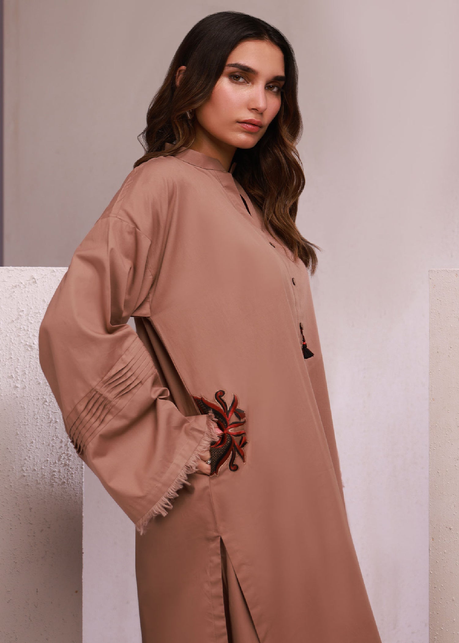 Kurta Corner Ruhae Women 2pcs