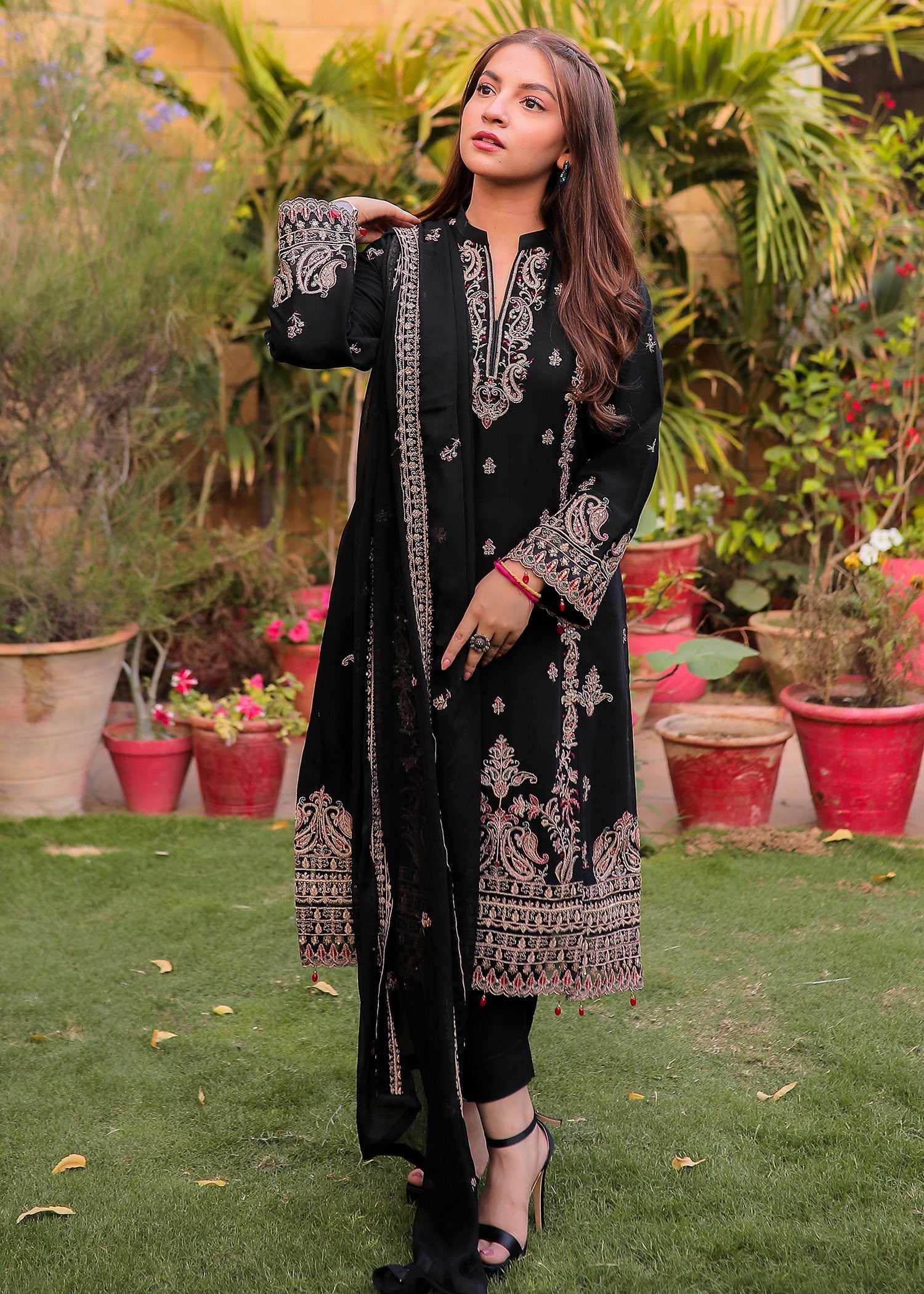 Merakish Rich Black embroidered chiffon unstitched Suit Women 3pcs