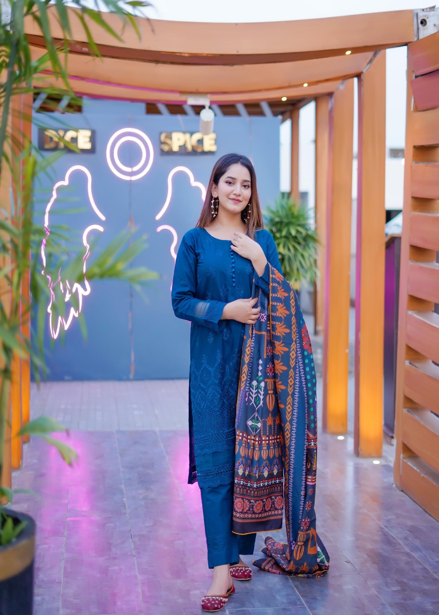 Mishkaat Clothing Roop Women 3pcs