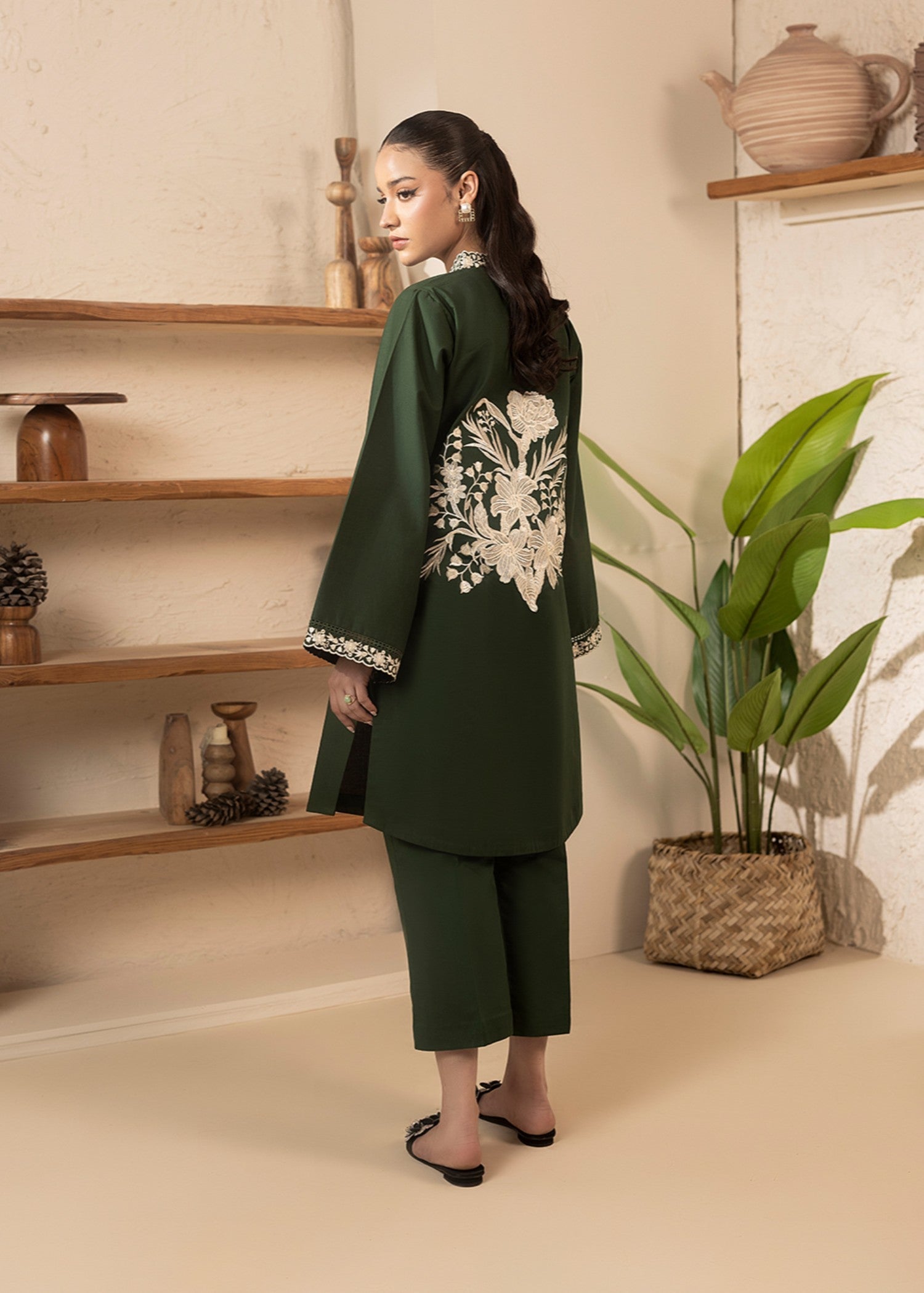 Cinq Apparel Emereld Women 2pcs