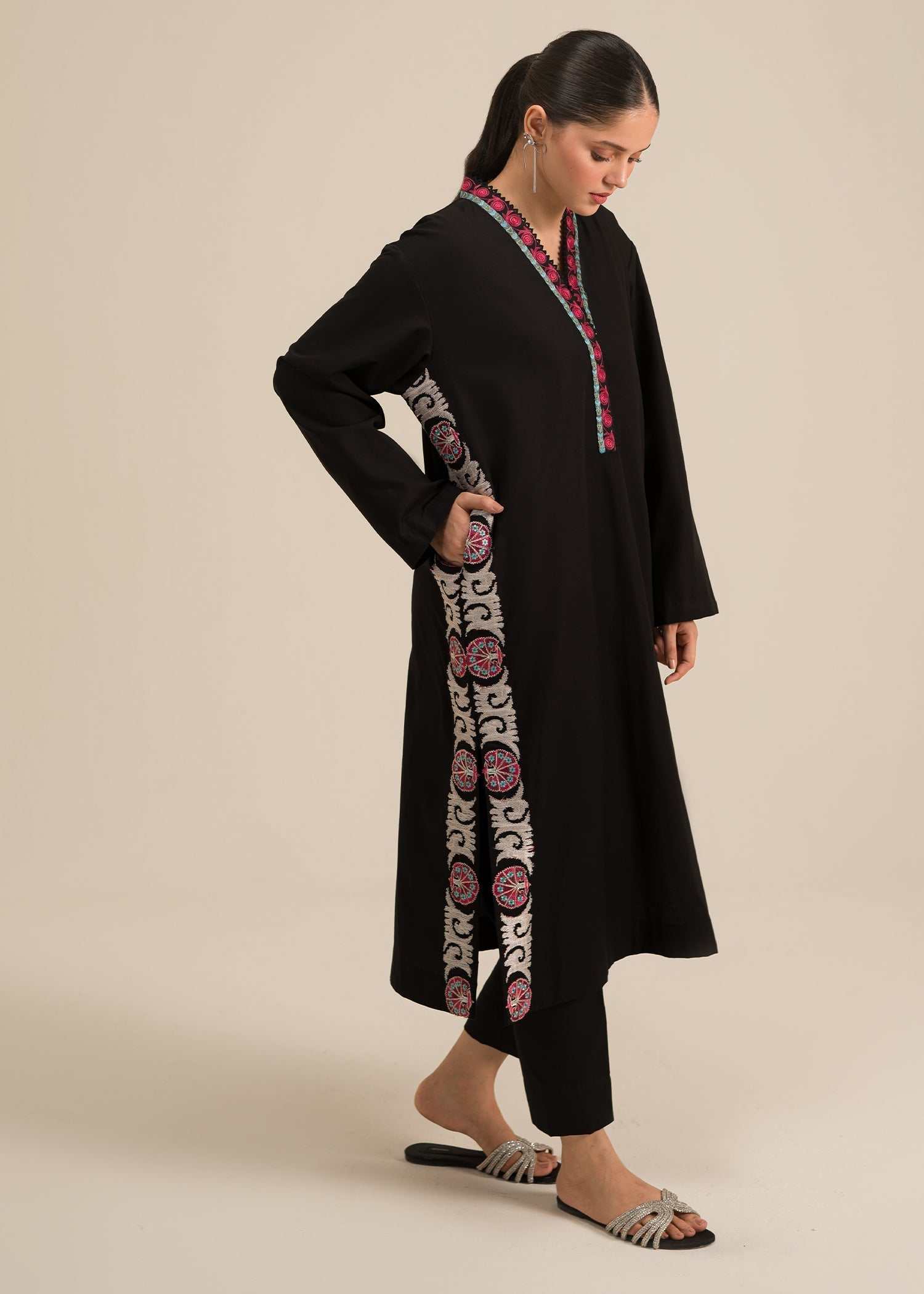 Sadaf Fawad Khan Wonder Women Women 2pcs