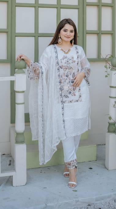 Four Season Boutique VEER WHITE Women 3pcs