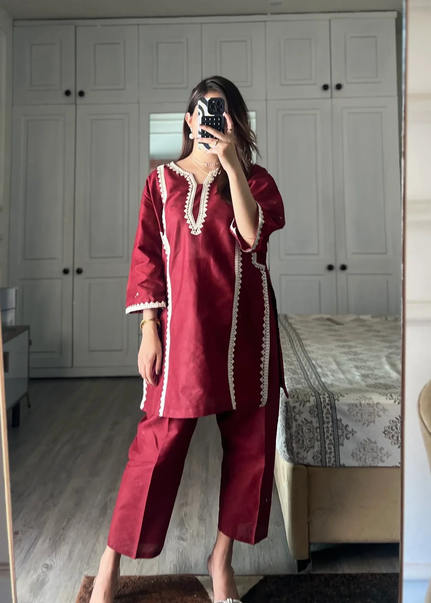 Sajfi Closet Vine with Pockets Embroidered Stitched Suit for Women Women 2pcs