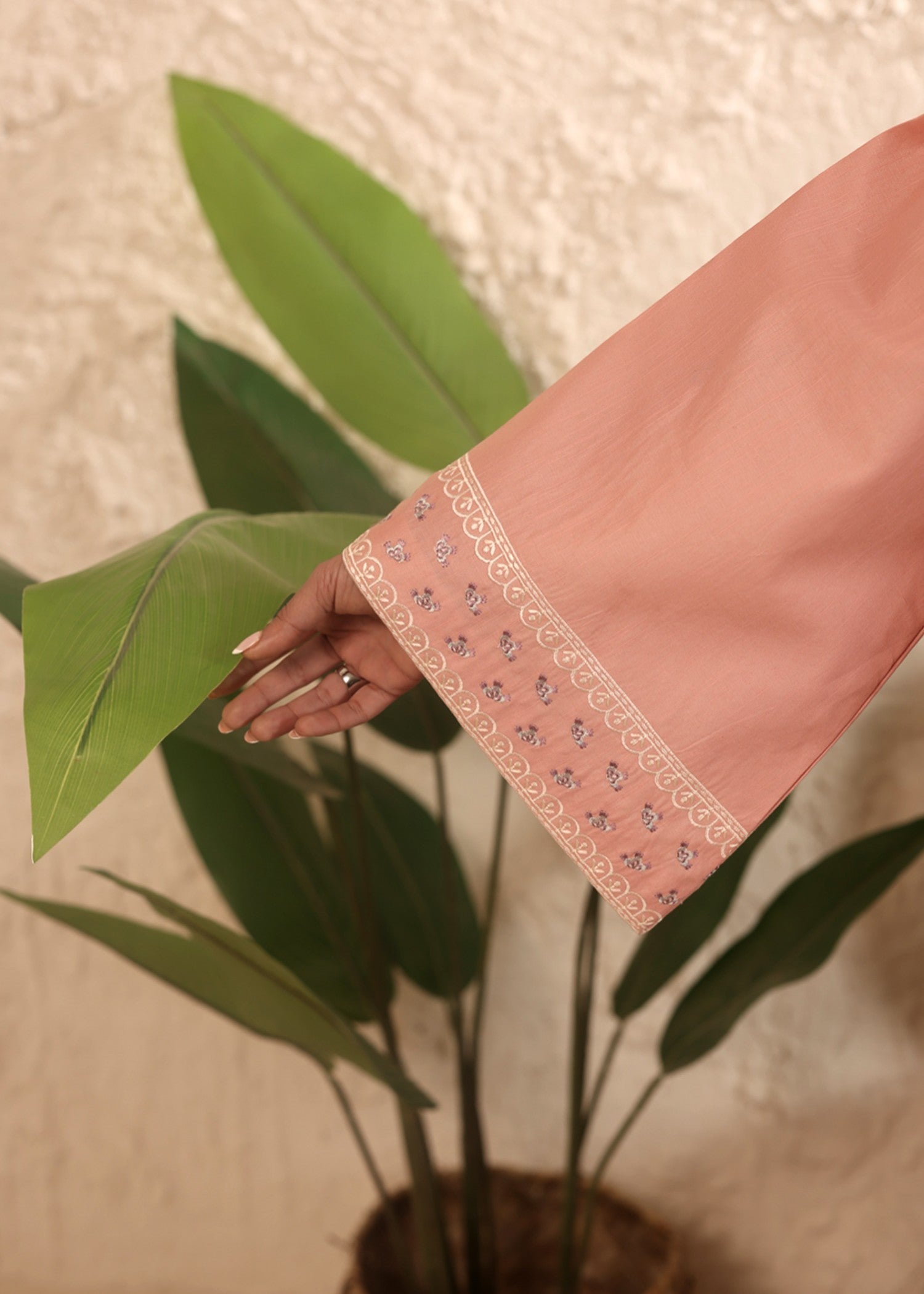 Cinq Apparel Salmon Women 2pcs